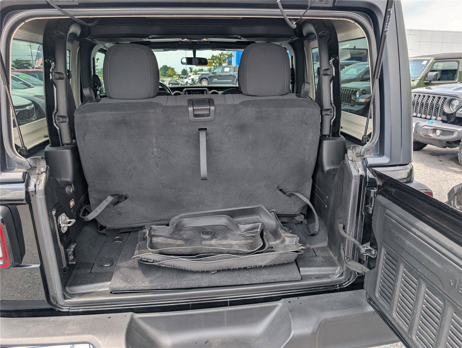 2022 Jeep Wrangler Willys
