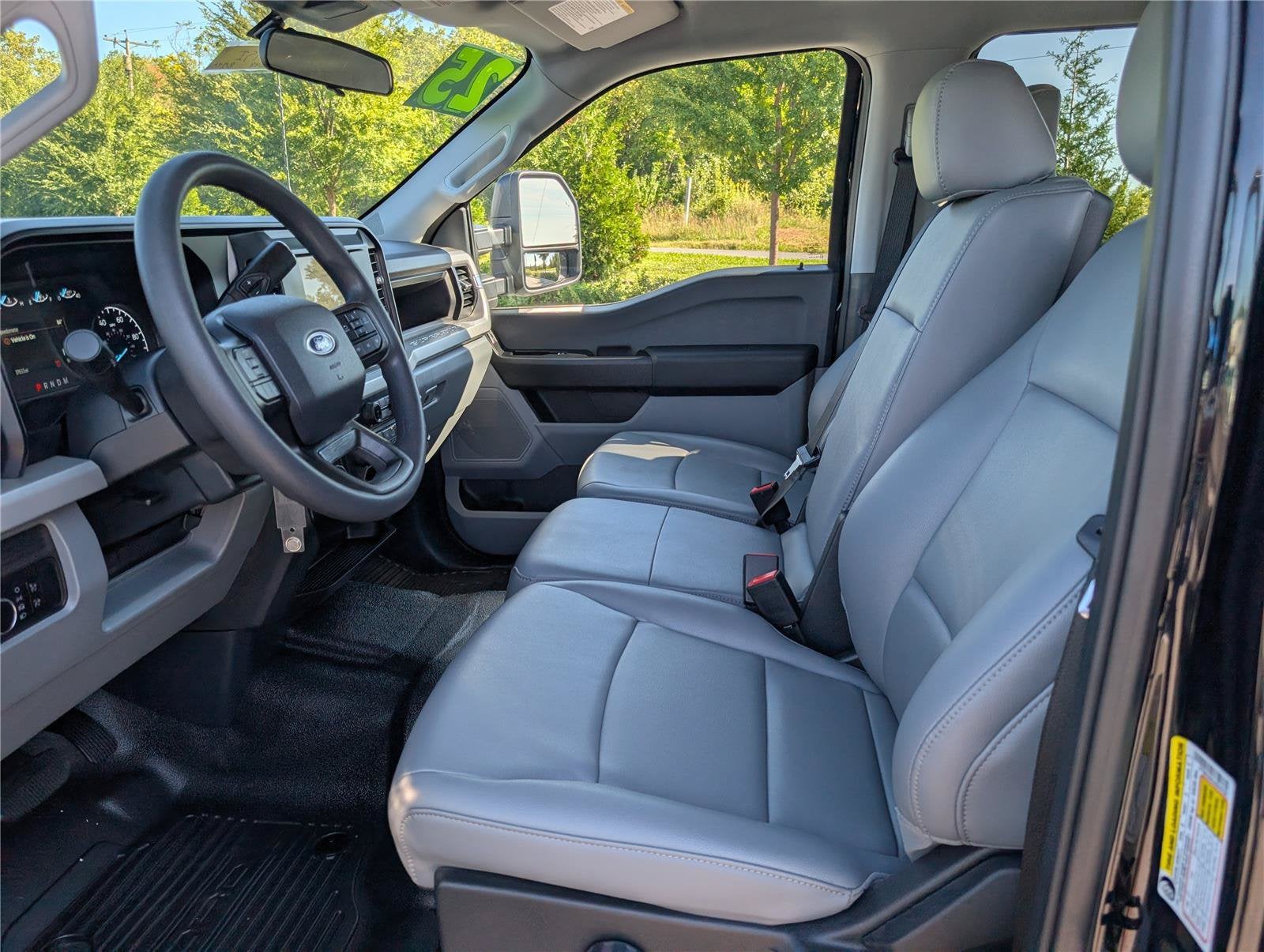 2025 Ford Super Duty F-350 DRW XL