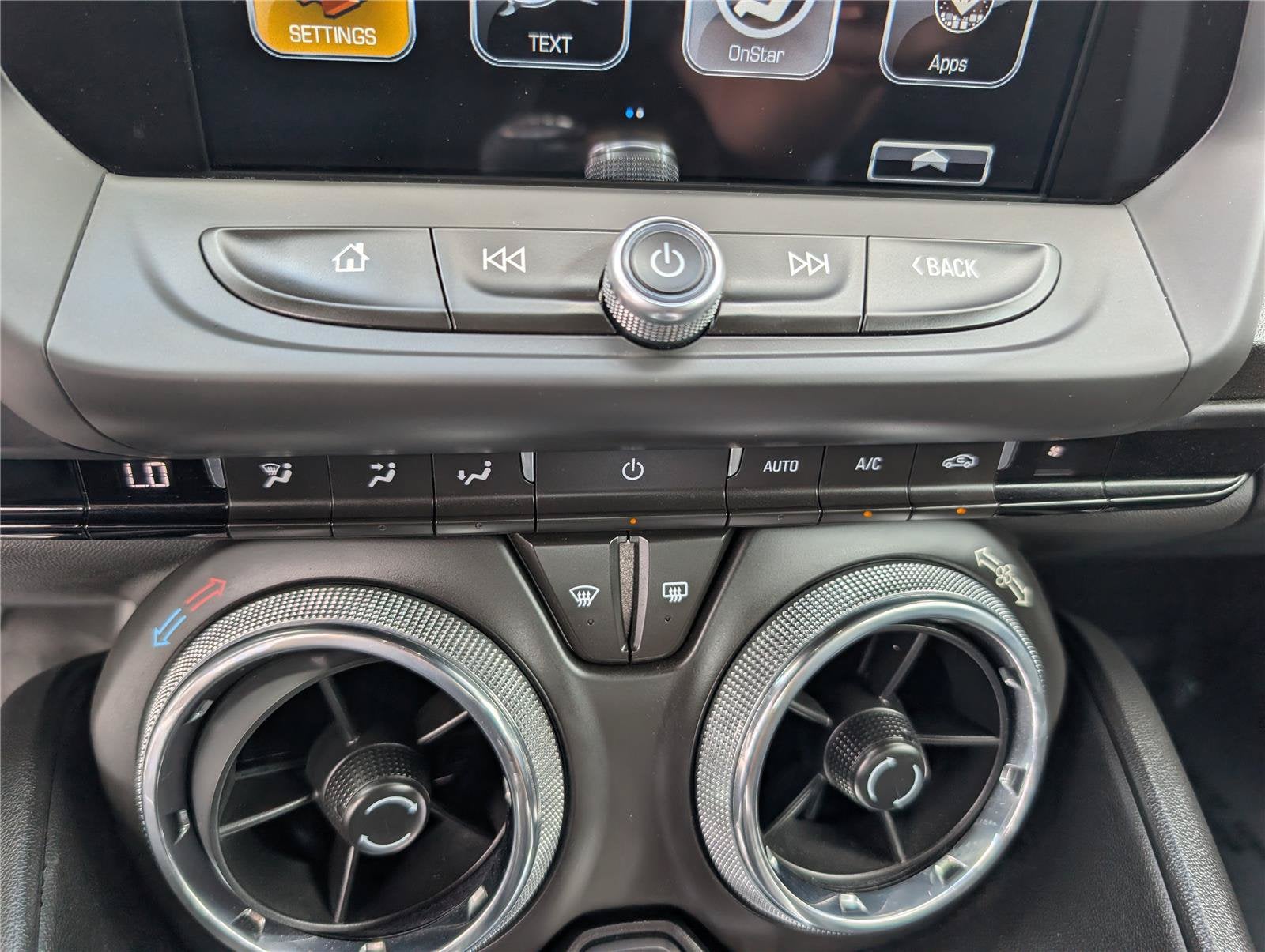 2018 Chevrolet Camaro 1LS