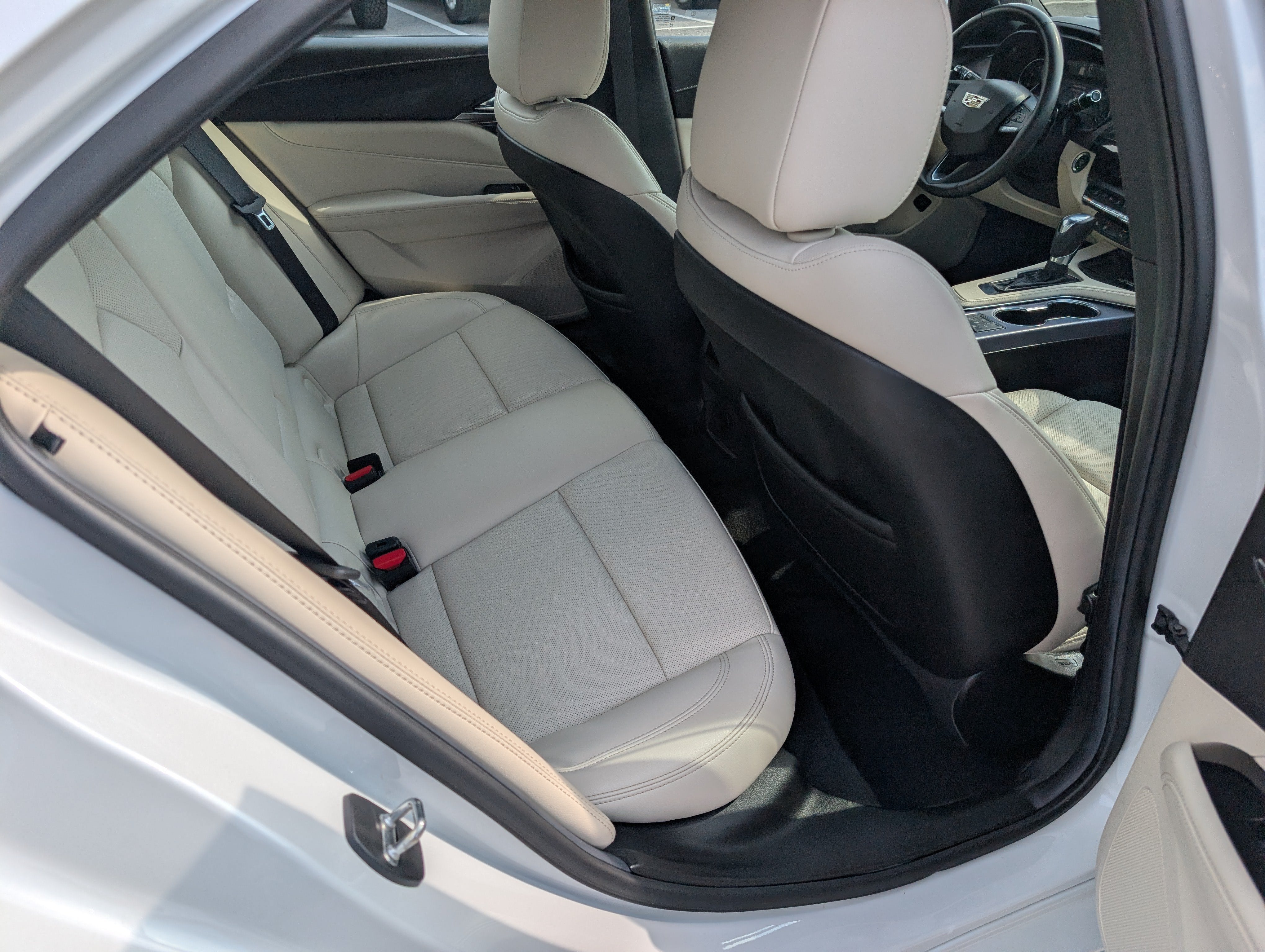 2023 Cadillac CT4 Premium Luxury