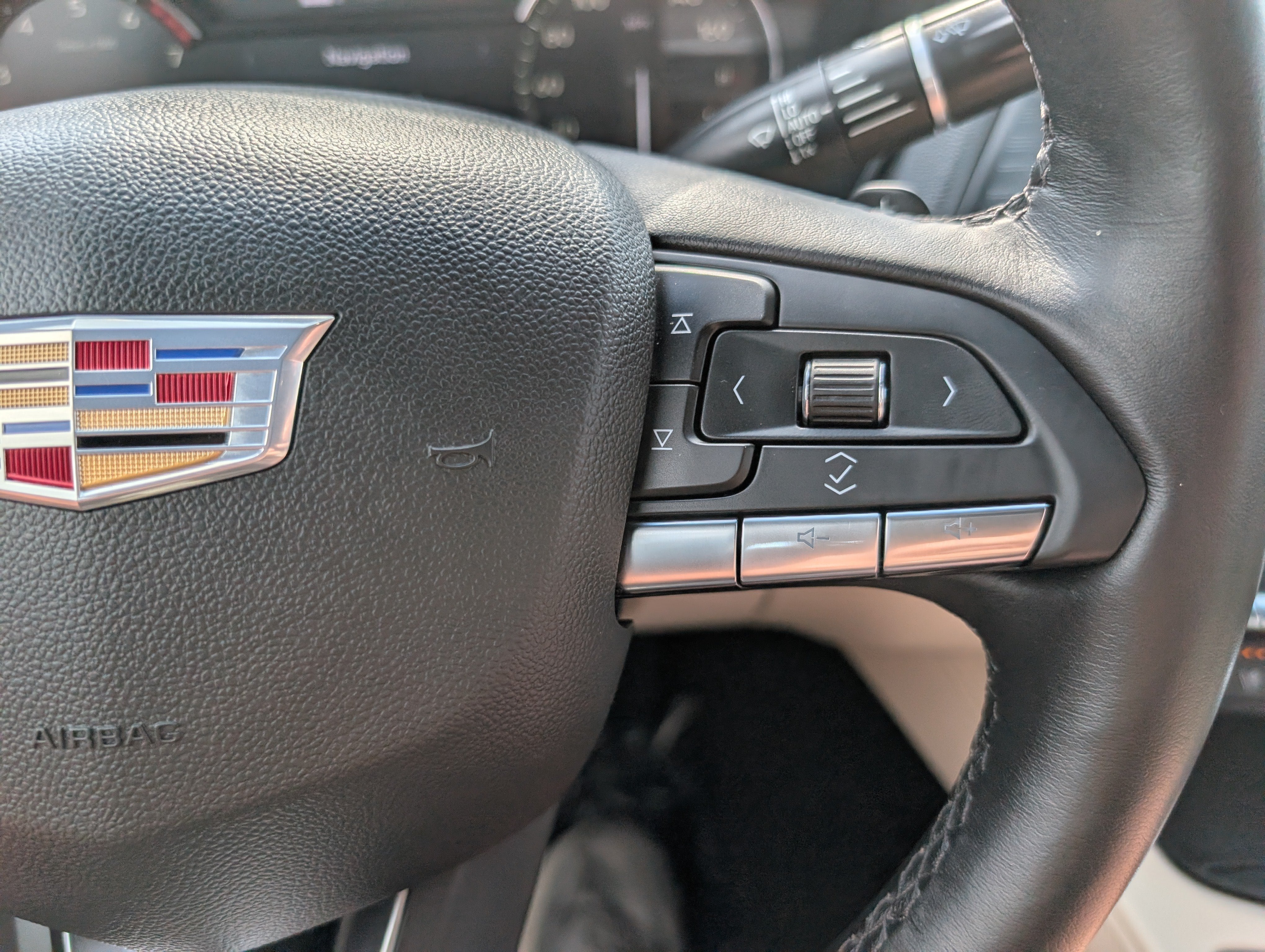 2023 Cadillac CT4 Premium Luxury