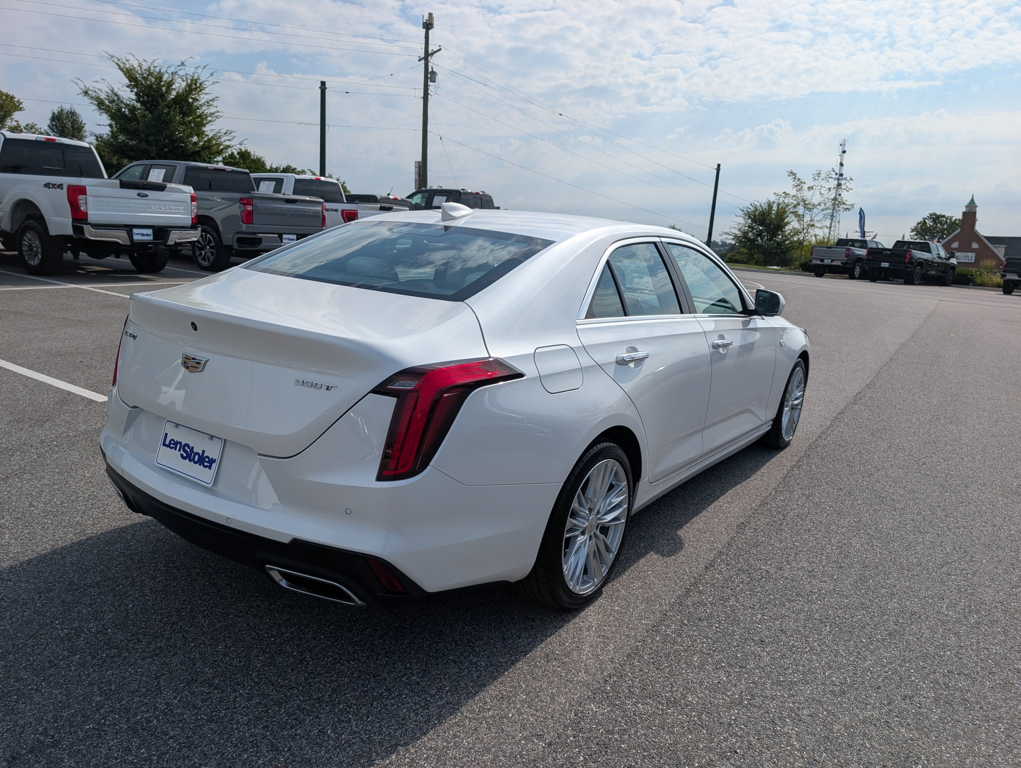2023 Cadillac CT4 Premium Luxury