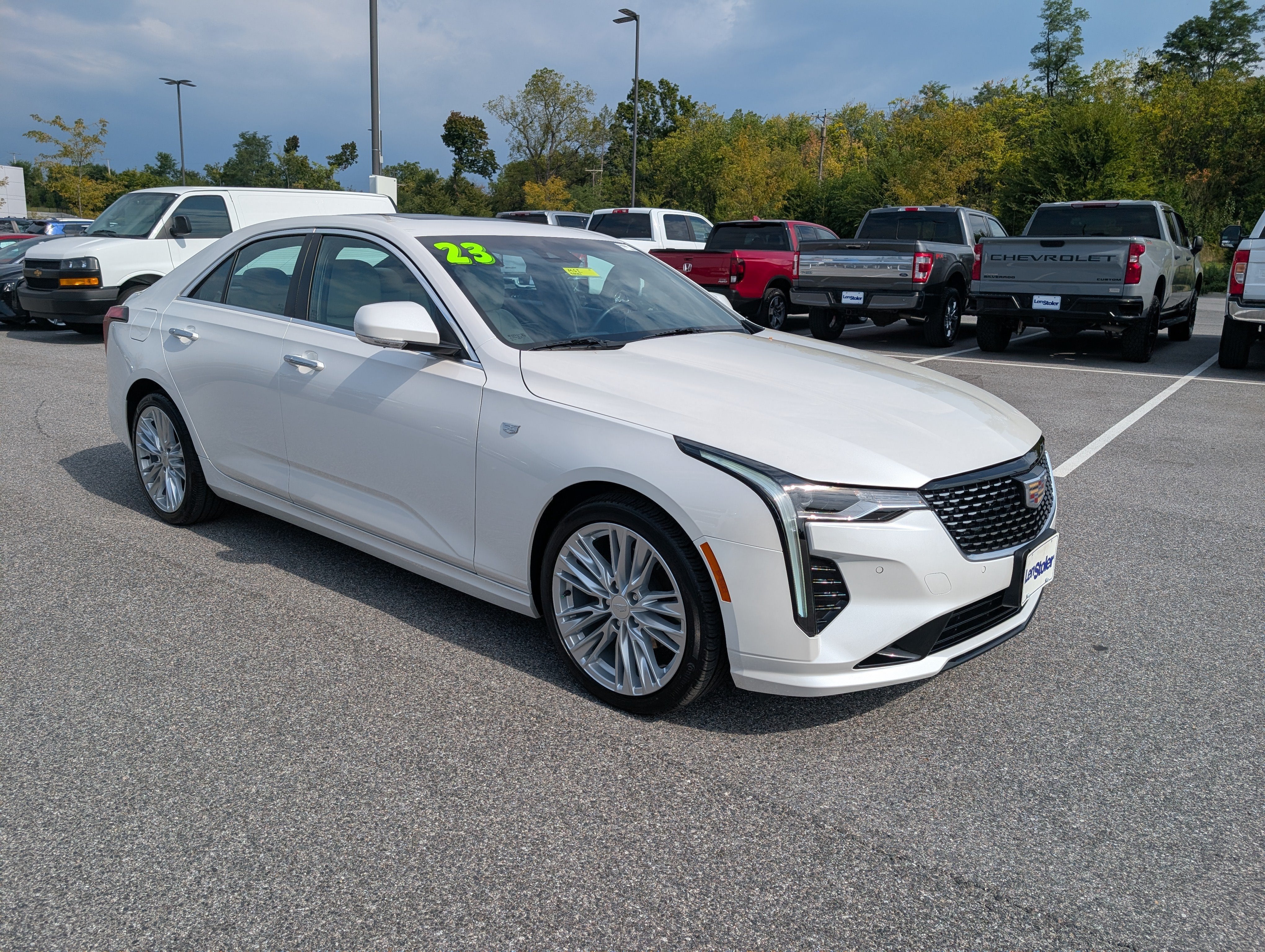 2023 Cadillac CT4 Premium Luxury