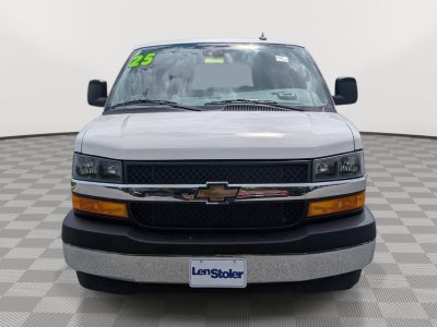2025 Chevrolet Express Passenger 1LT