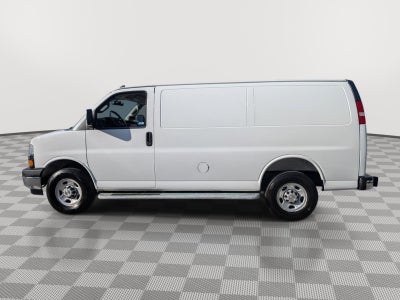 2025 Chevrolet Express Cargo WT