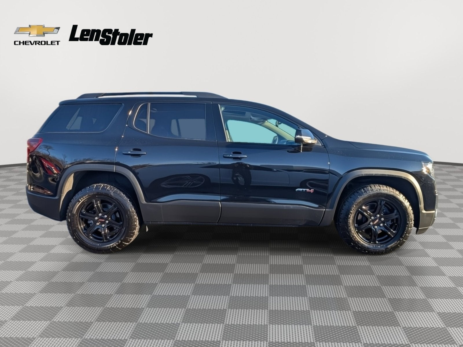 2023 GMC Acadia AT4