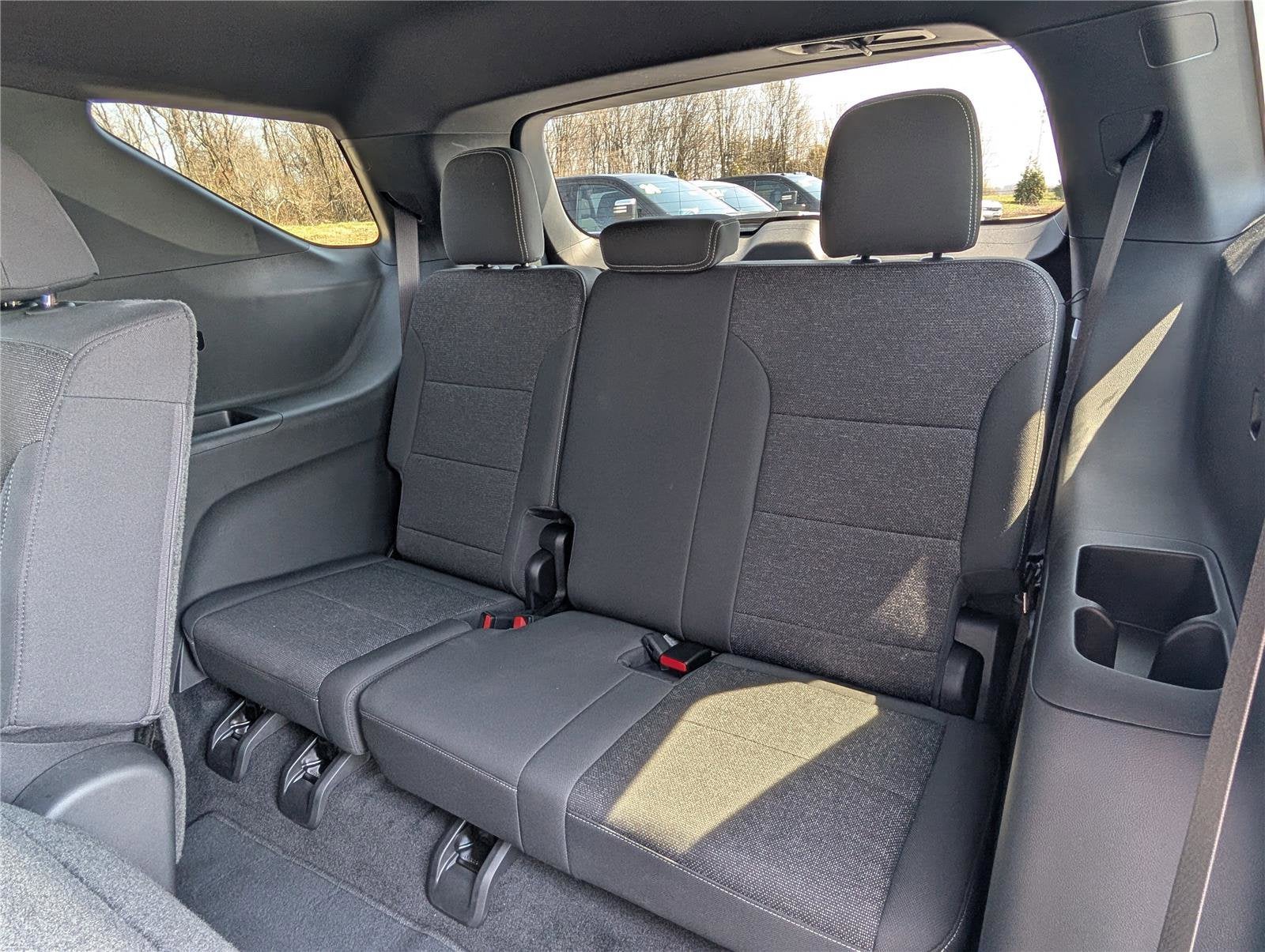 2024 Chevrolet Traverse LS