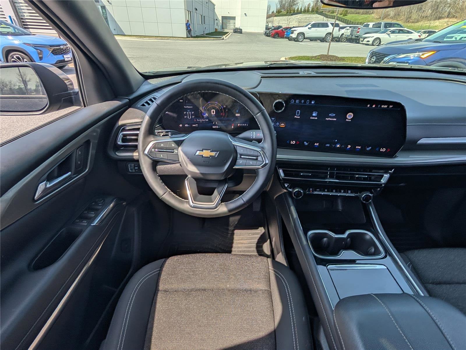 2024 Chevrolet Traverse LS