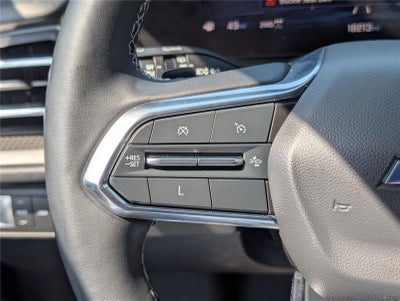 2024 Chevrolet Traverse LS