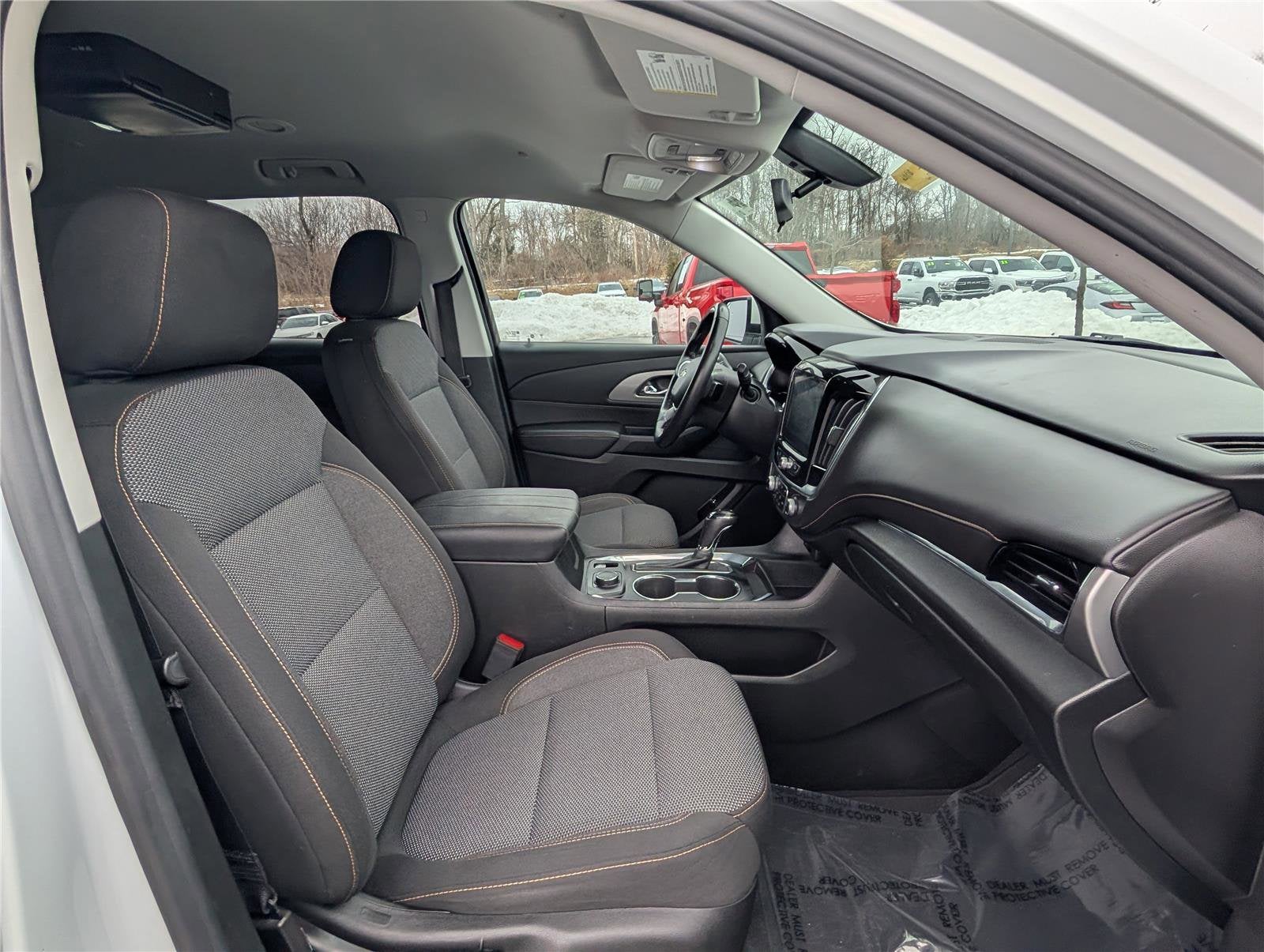 2018 Chevrolet Traverse LT Cloth