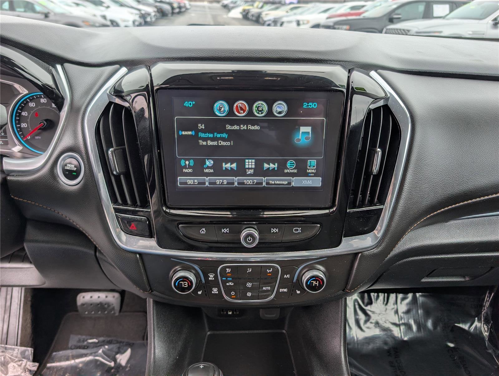 2018 Chevrolet Traverse LT Cloth