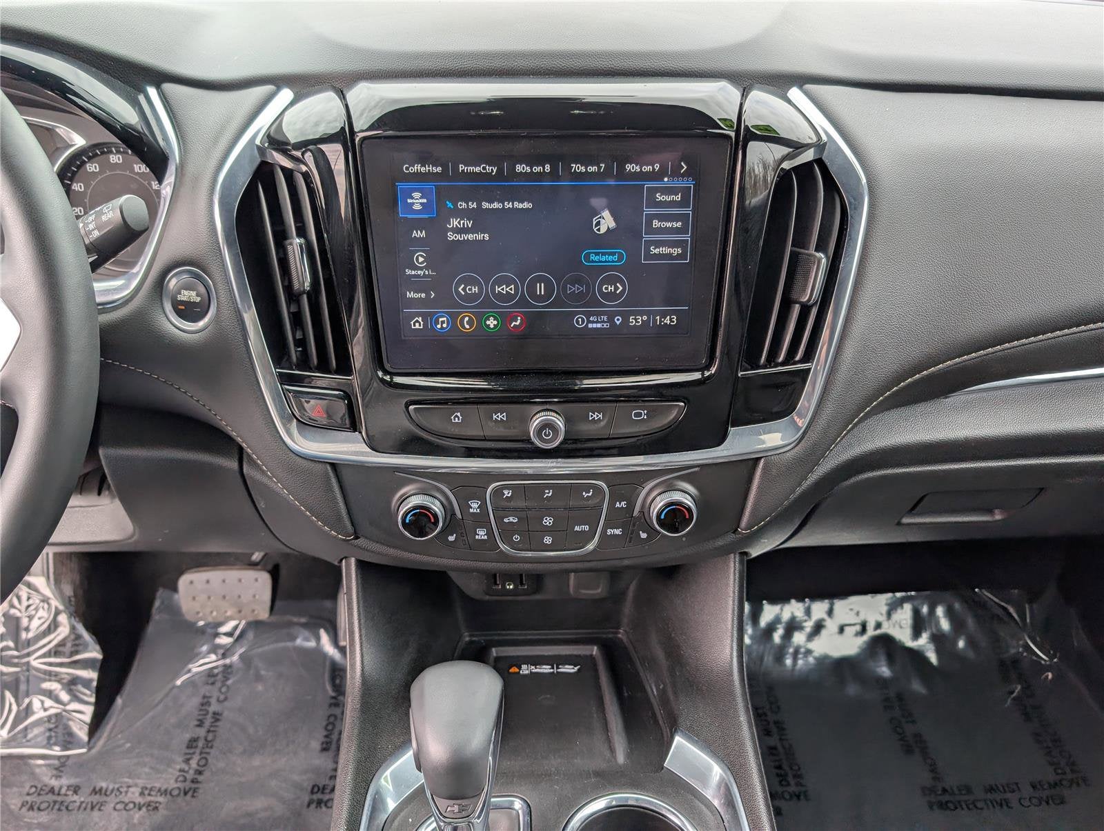 2023 Chevrolet Traverse LT Leather