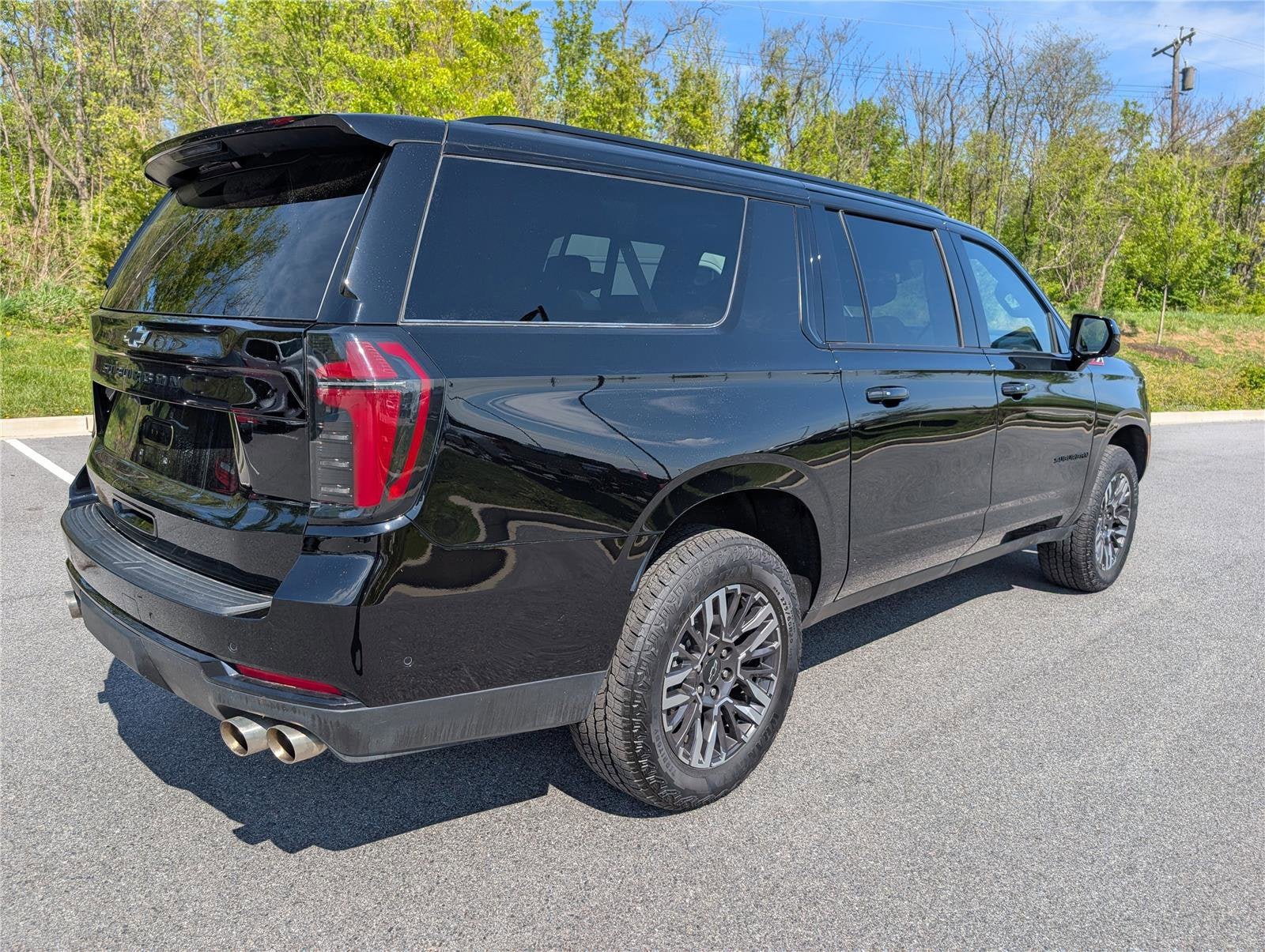 2025 Chevrolet Suburban Z71