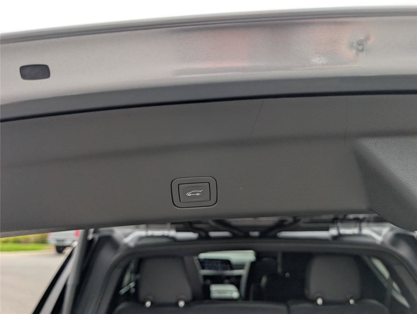 2027 Chevrolet Tahoe Premier - Photo 11