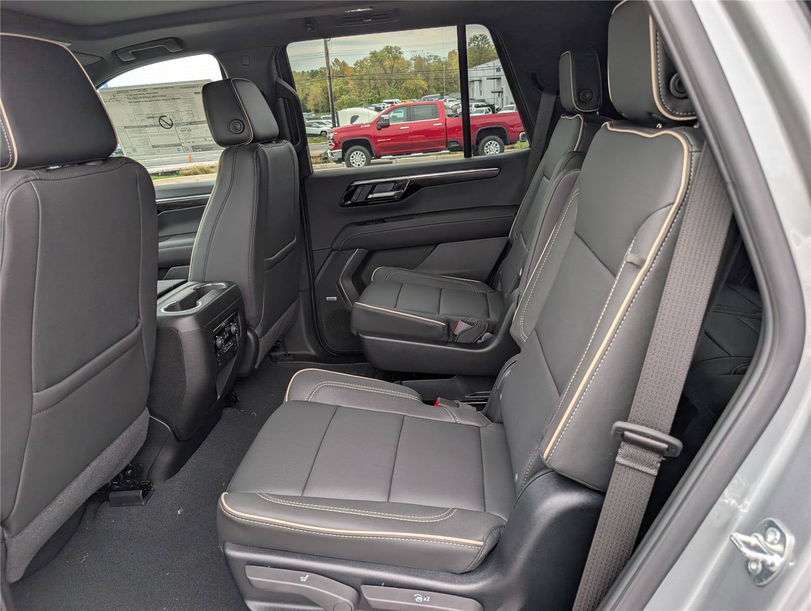 2027 Chevrolet Tahoe Premier - Photo 13