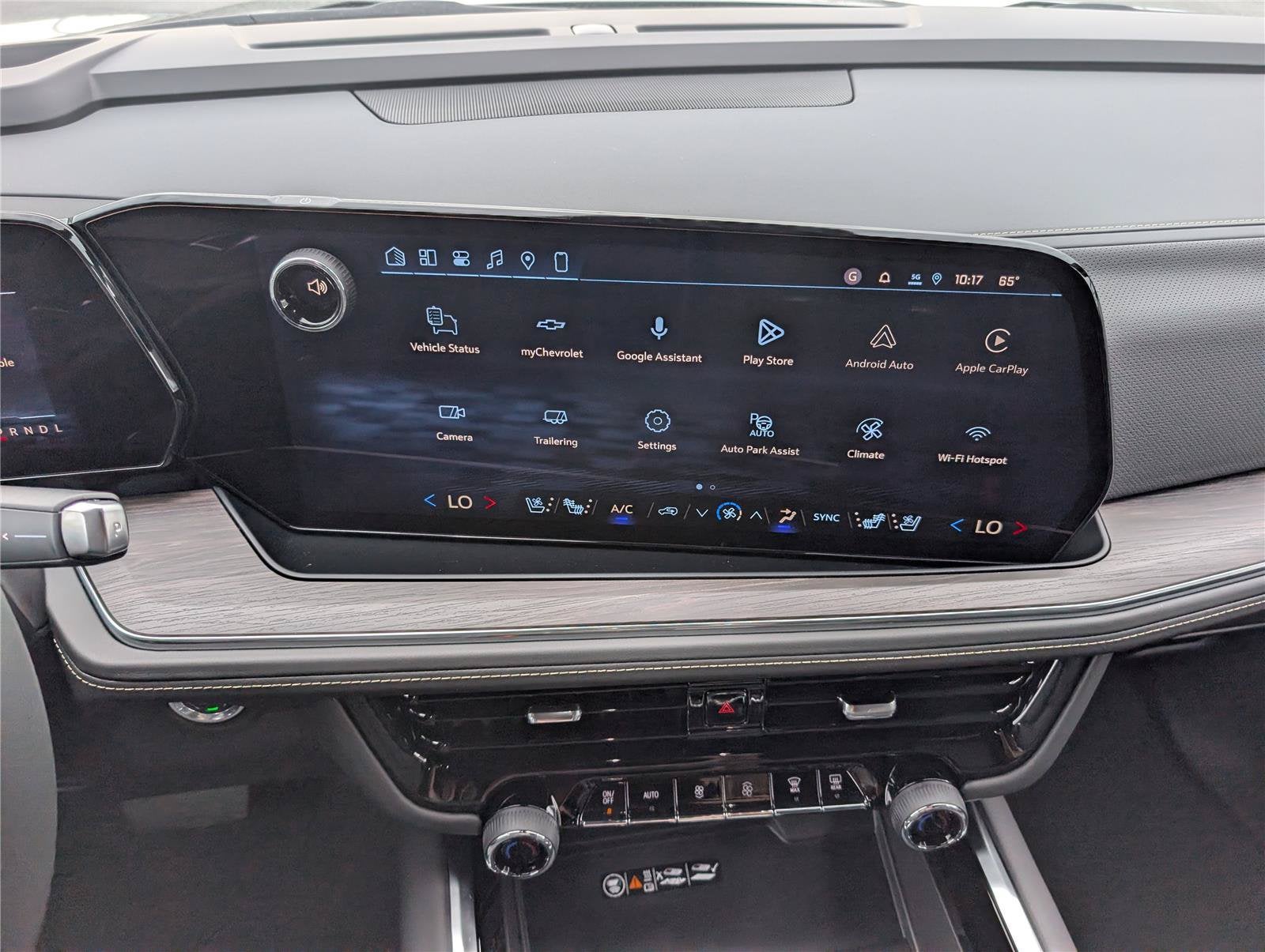 2027 Chevrolet Tahoe Premier - Photo 17