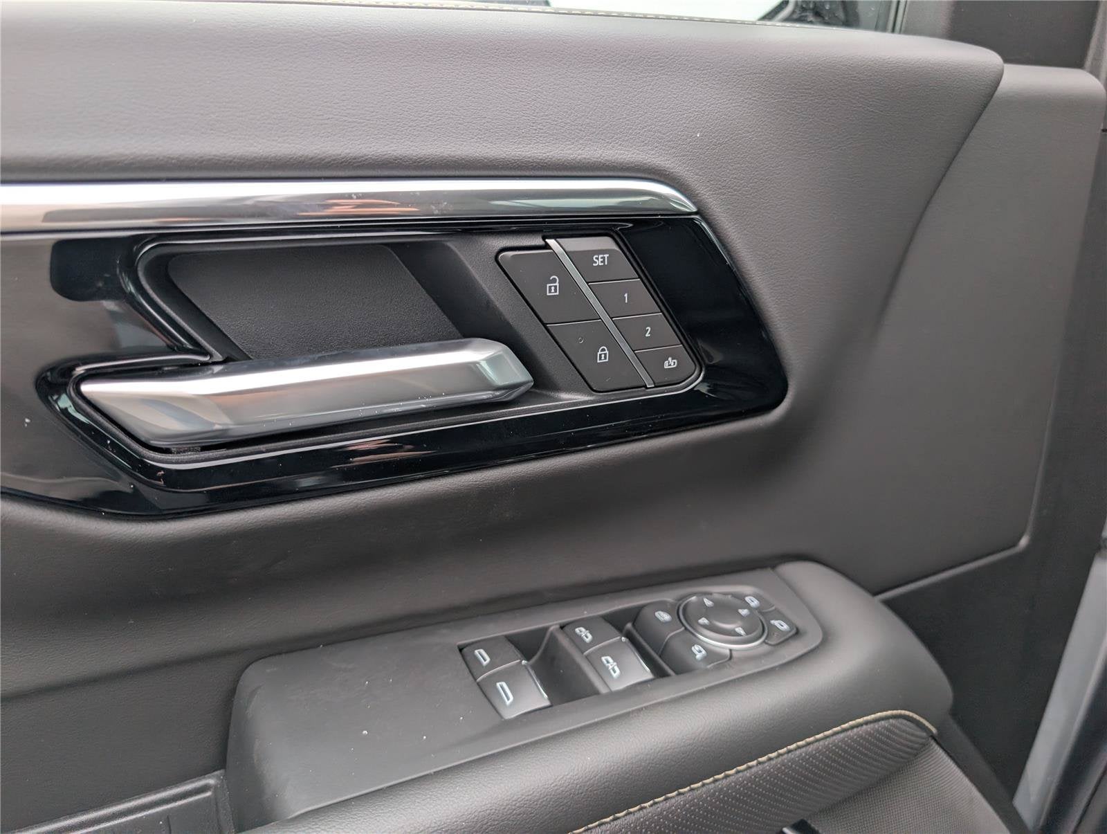 2027 Chevrolet Tahoe Premier - Photo 19