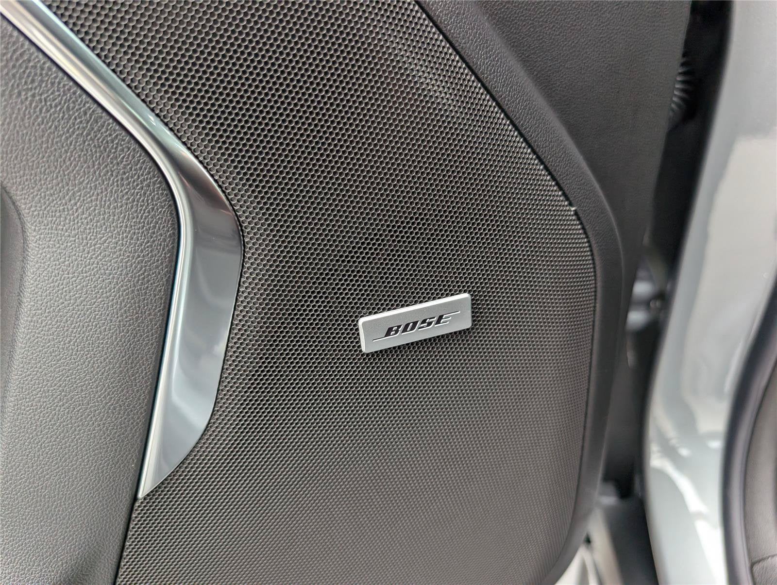 2027 Chevrolet Tahoe Premier - Photo 22