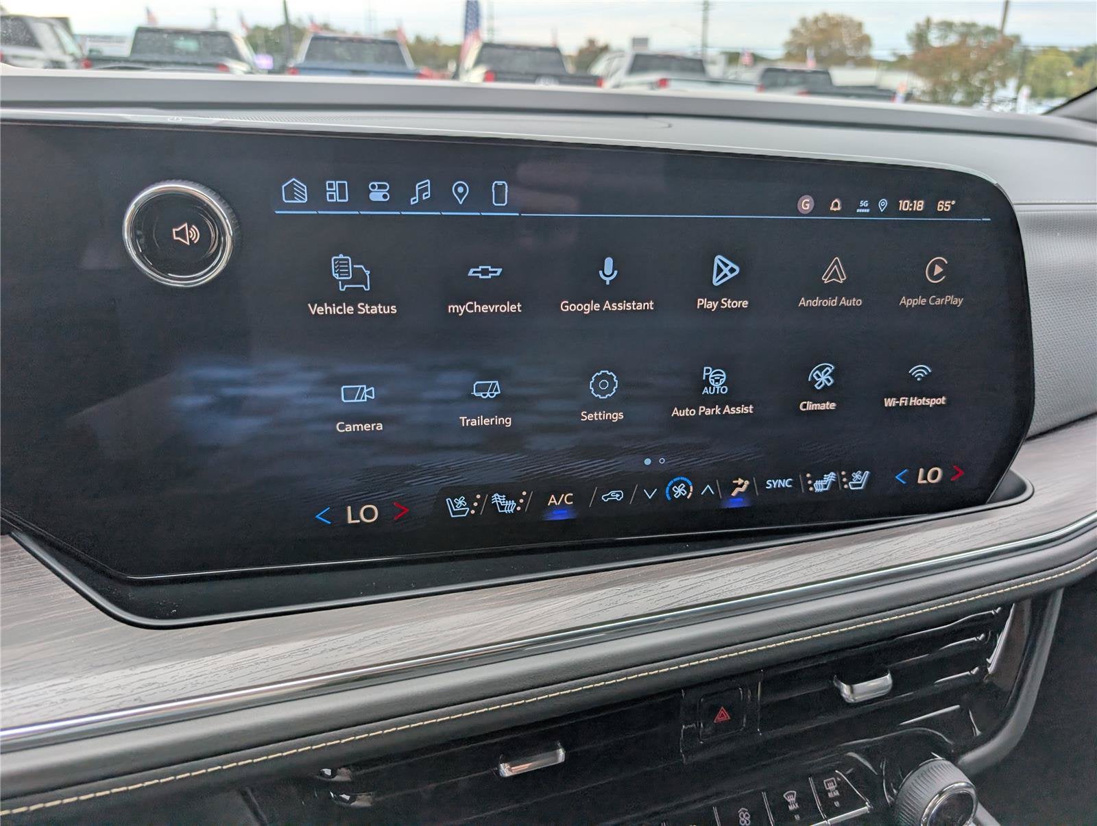 2027 Chevrolet Tahoe Premier - Photo 28