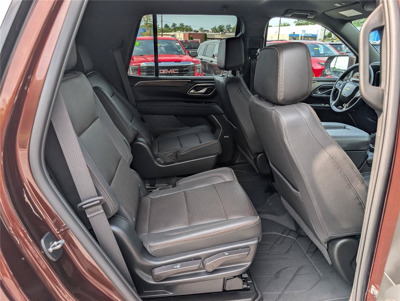 2023 Chevrolet Tahoe High Country - Photo 12