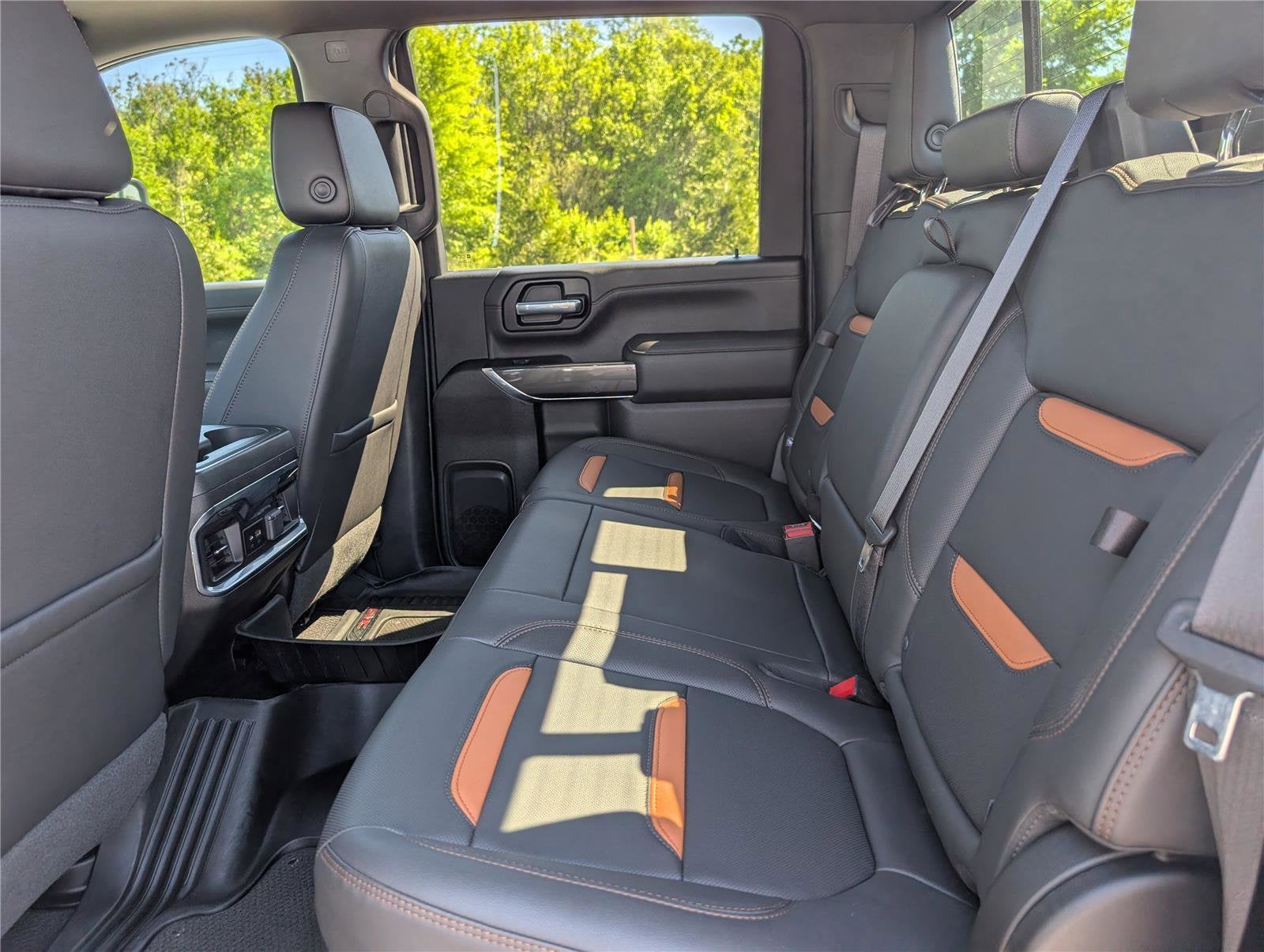 2022 GMC Sierra 2500HD AT4 - Photo 16