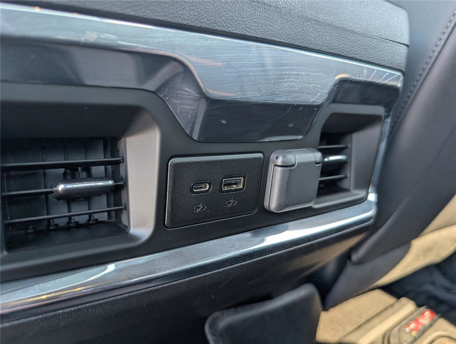 2022 GMC Sierra 2500HD AT4 - Photo 17