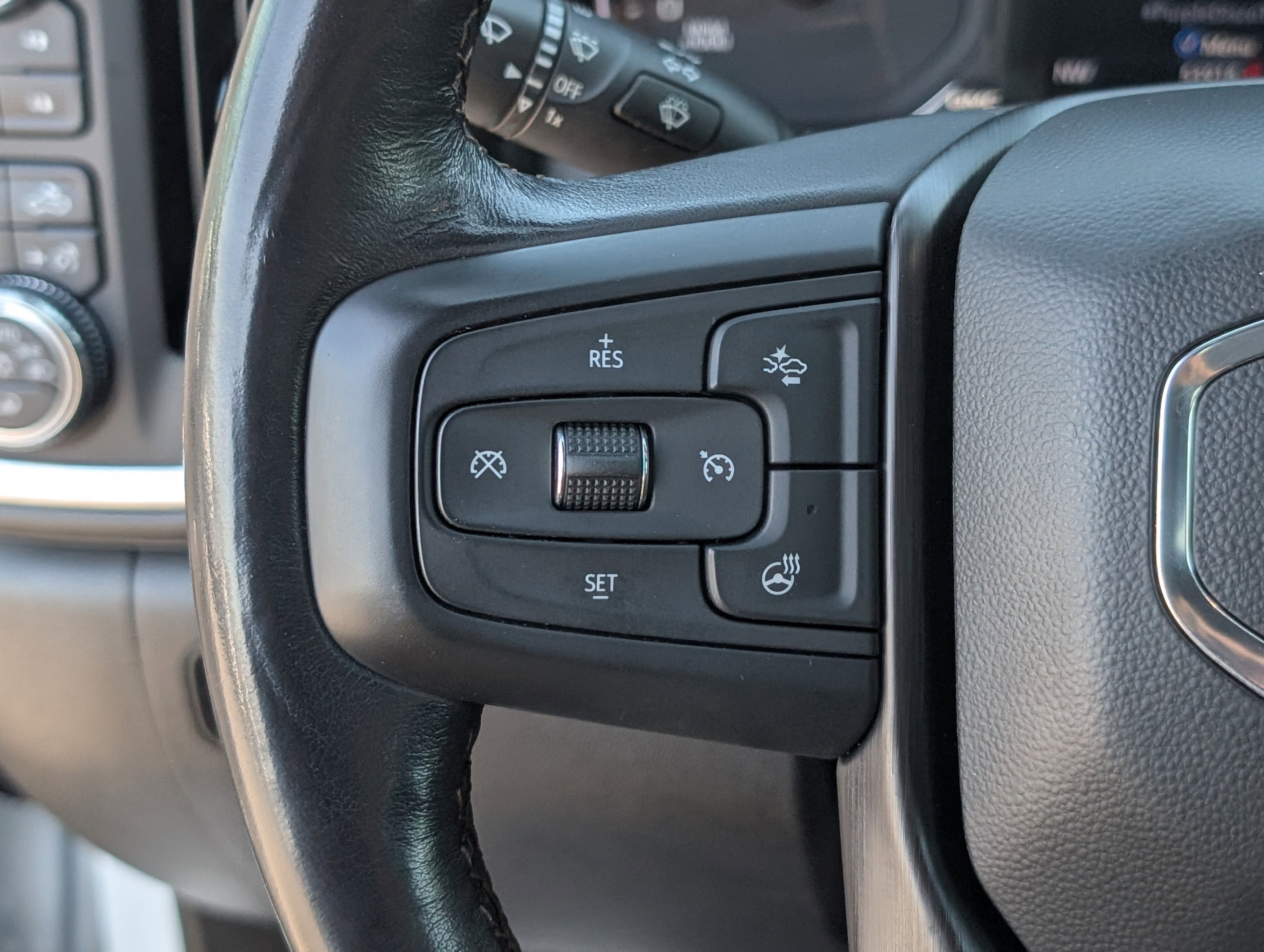 2022 GMC Sierra 2500HD AT4 - Photo 26