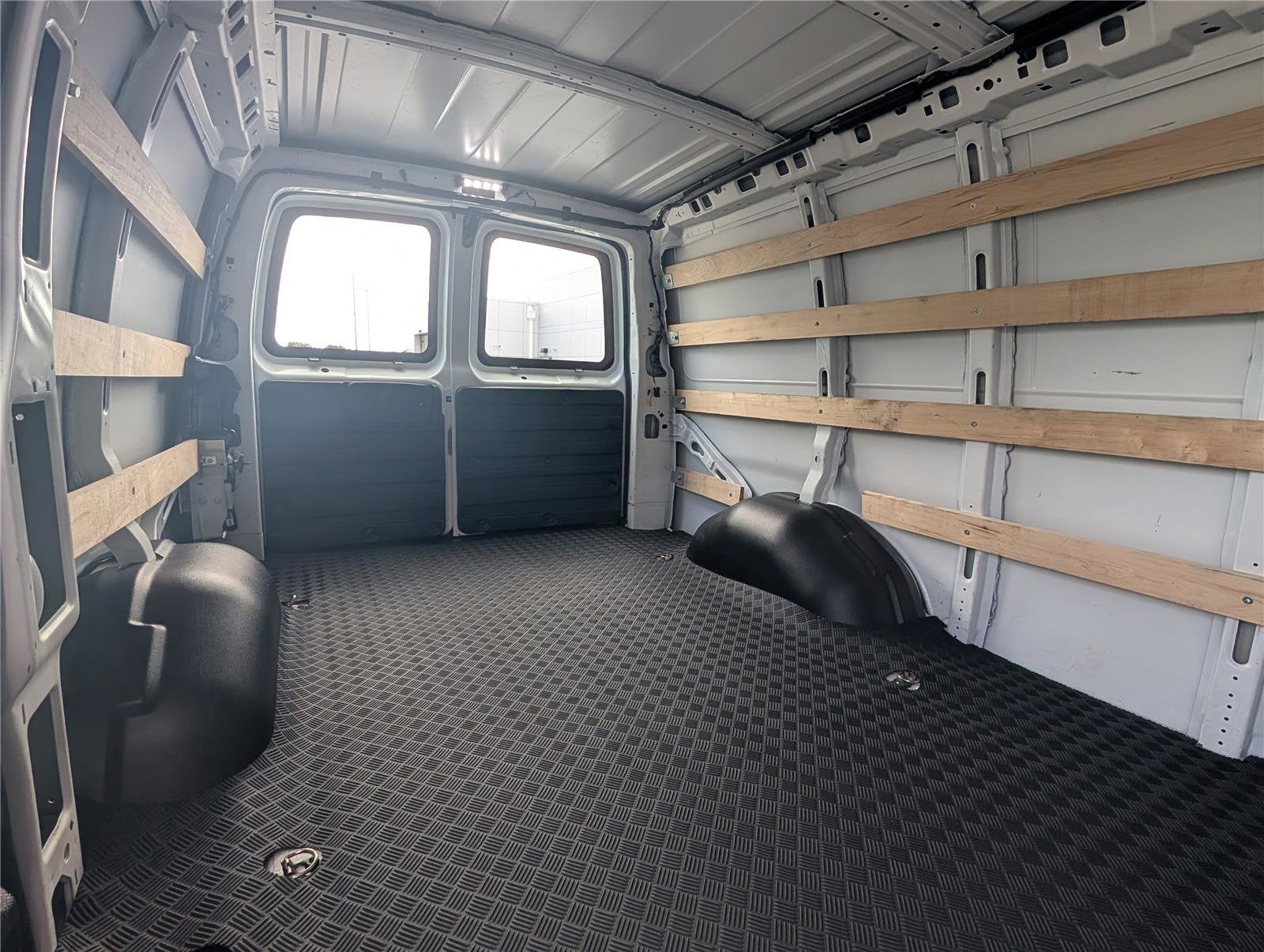 2025 GMC Savana Cargo Work Van