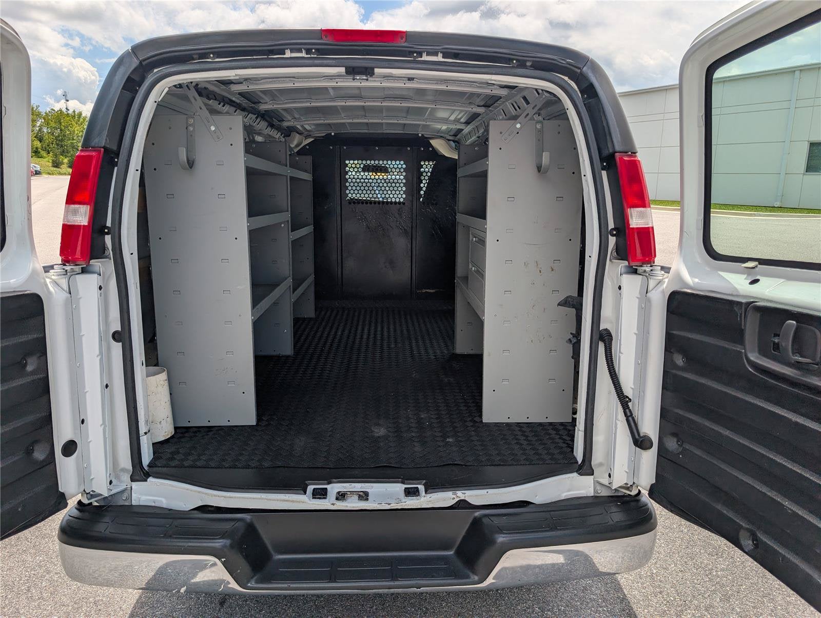 2022 GMC Savana Cargo 2500 Work Van