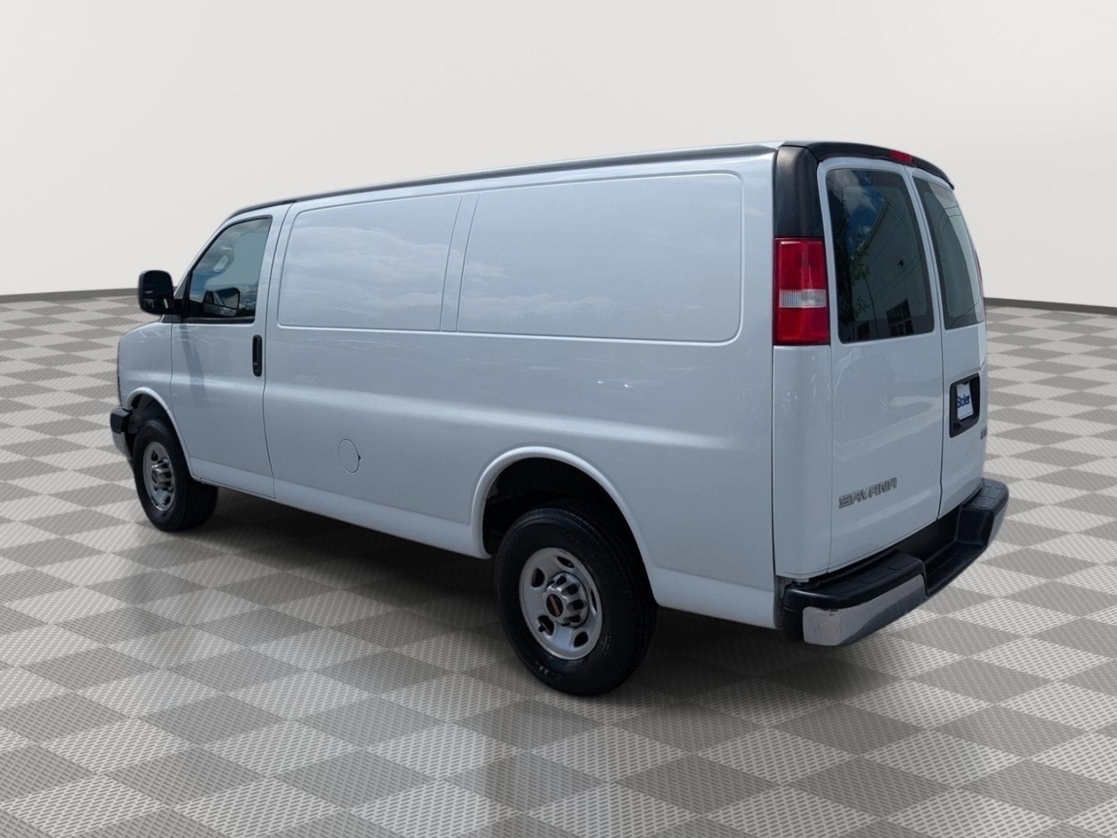 2022 GMC Savana Cargo 2500 Work Van