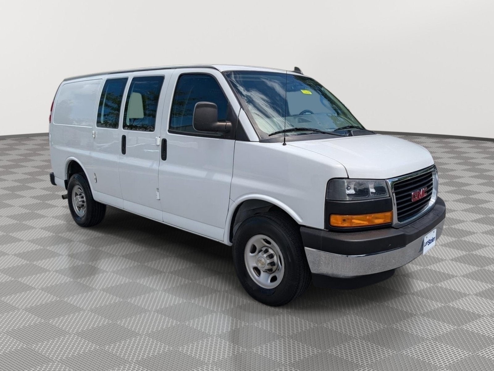 2022 GMC Savana Cargo 2500 Work Van