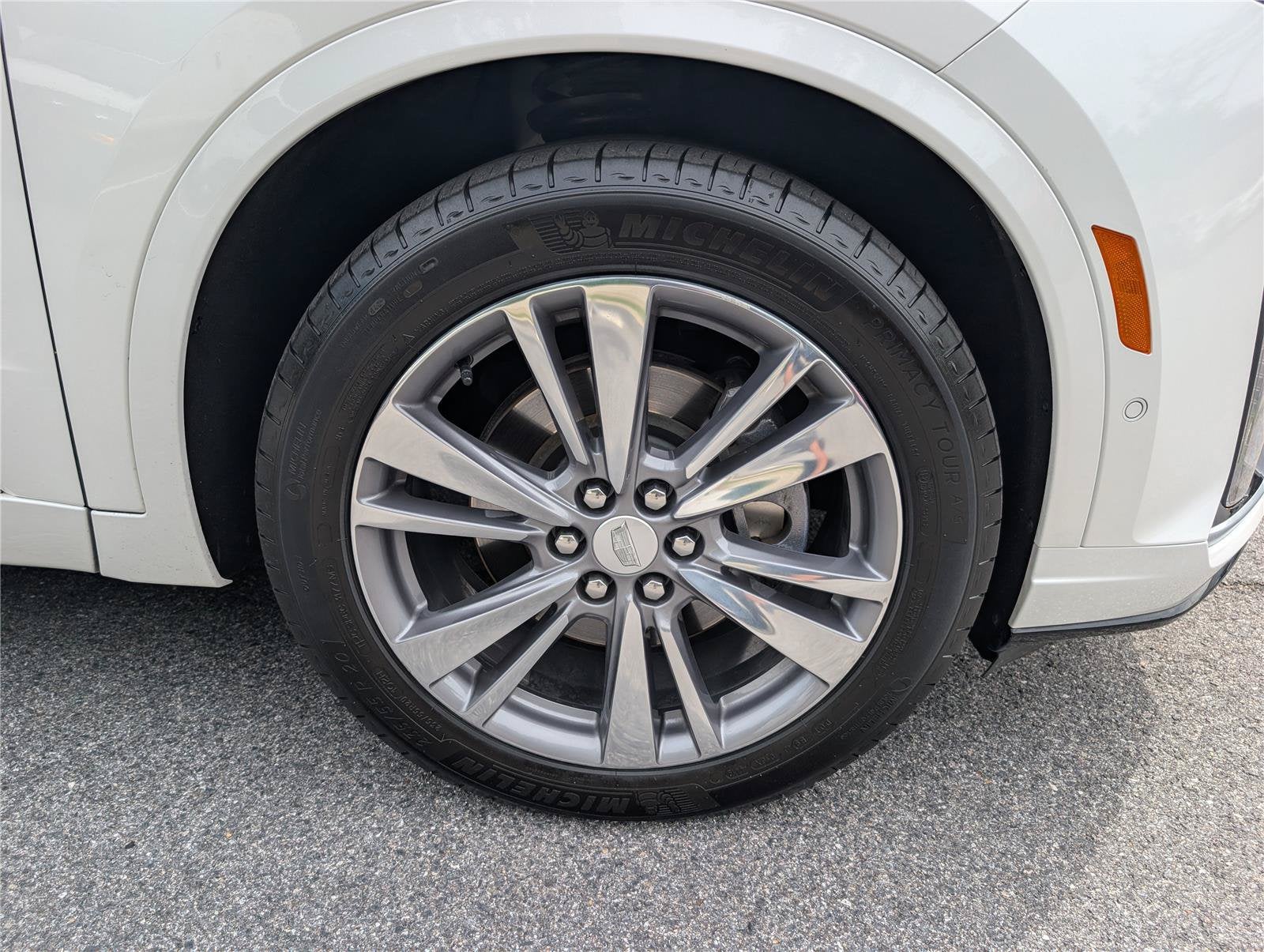 2020 Cadillac XT6 FWD Premium Luxury