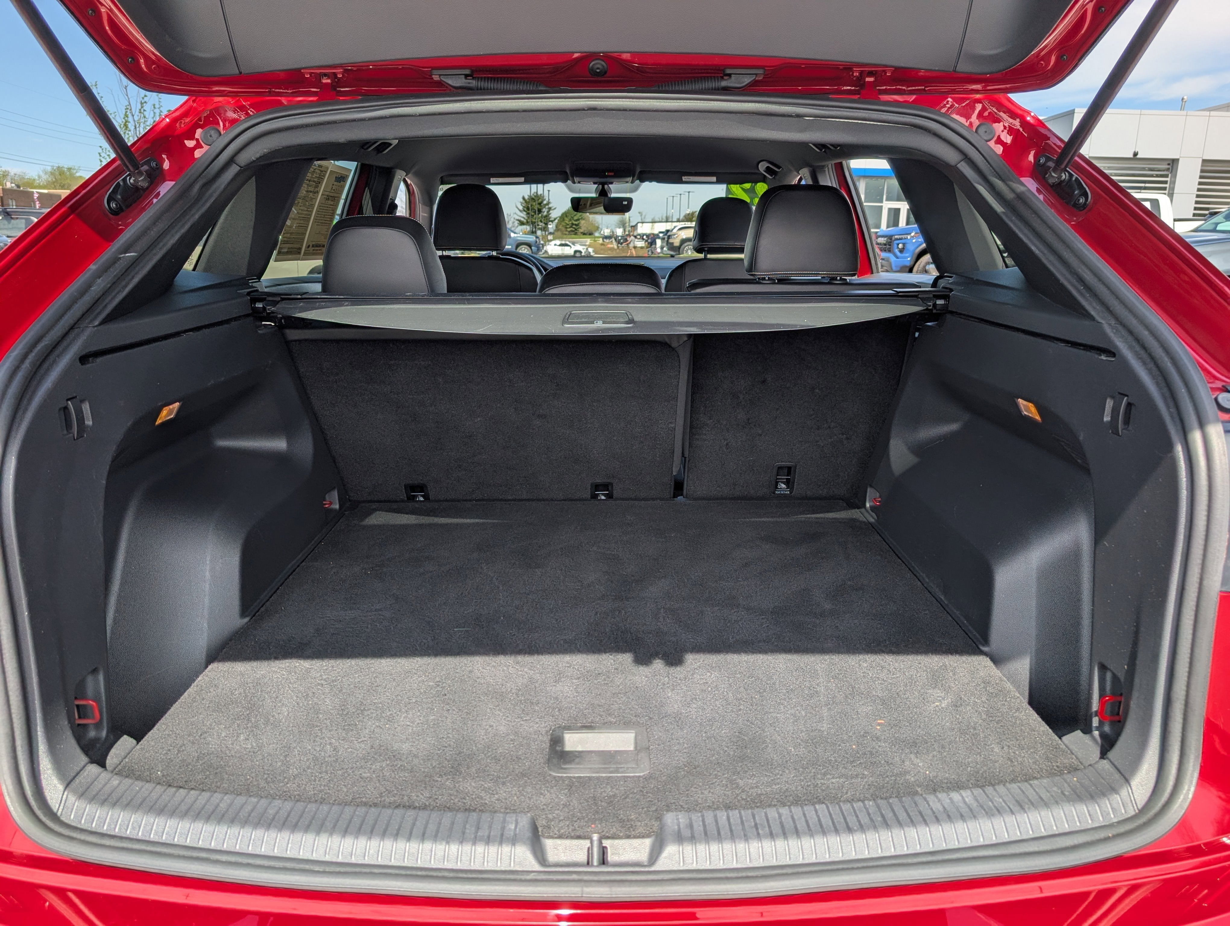 2022 Volkswagen Atlas Cross Sport 3.6L V6 SE w/Technology