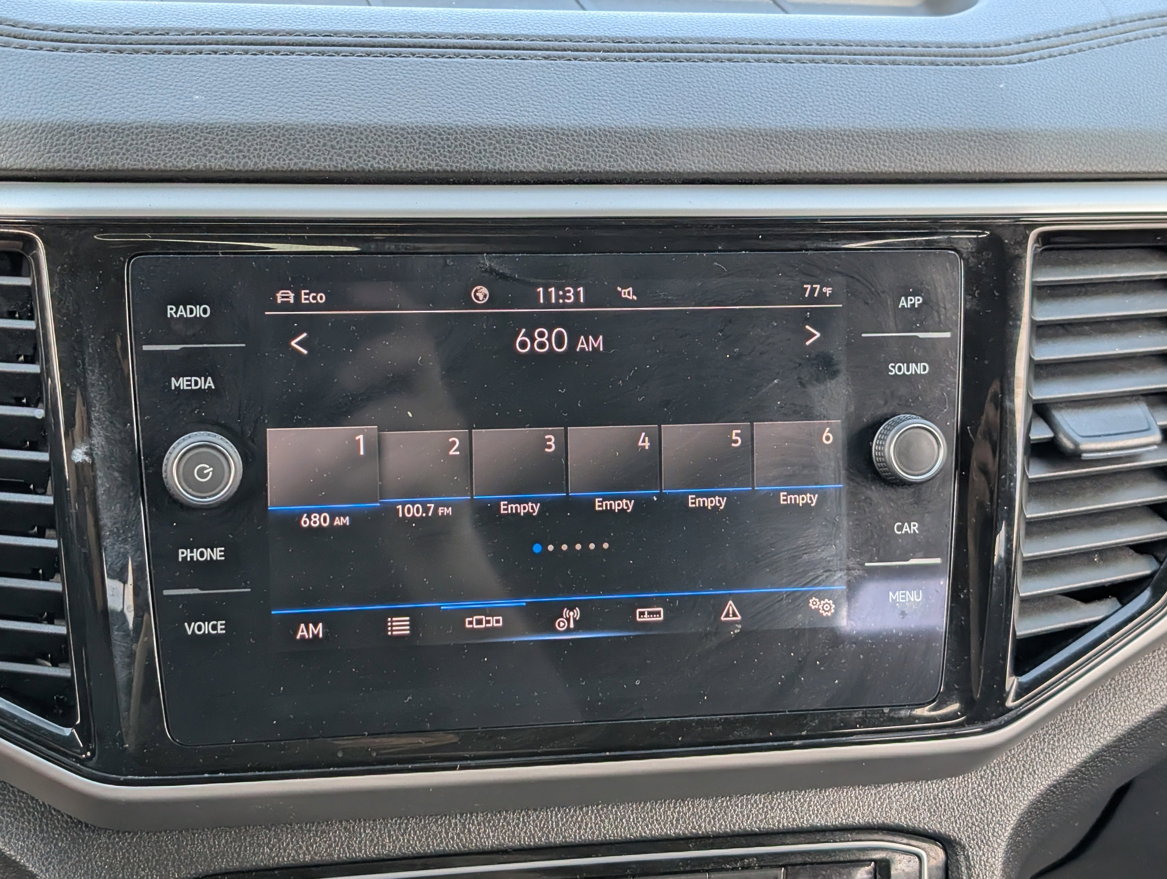 2022 Volkswagen Atlas Cross Sport 3.6L V6 SE w/Technology