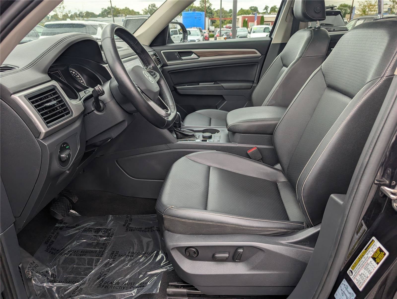 2021 Volkswagen Atlas 3.6L V6 SE w/Technology