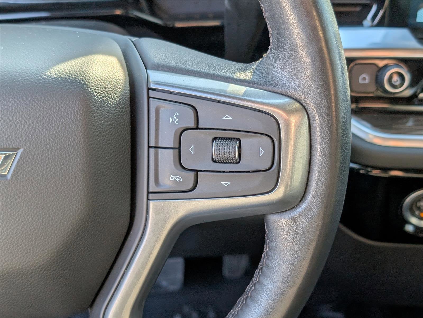 2022 Chevrolet Silverado 1500 LT (2FL)