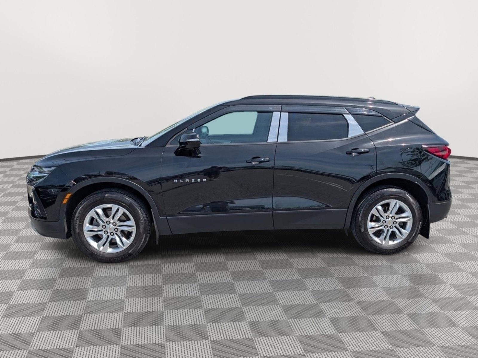 Used 2019 Chevrolet Blazer 1LT with VIN 3GNKBBRAXKS622473 for sale in Westminster, MD