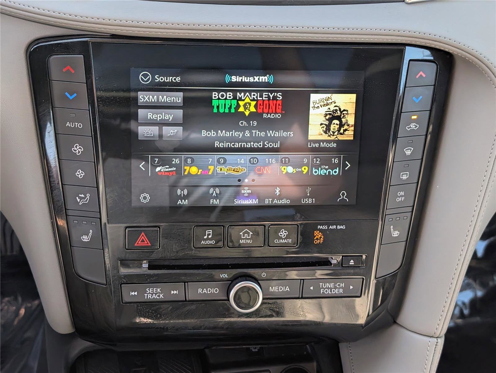 2023 INFINITI QX50 LUXE