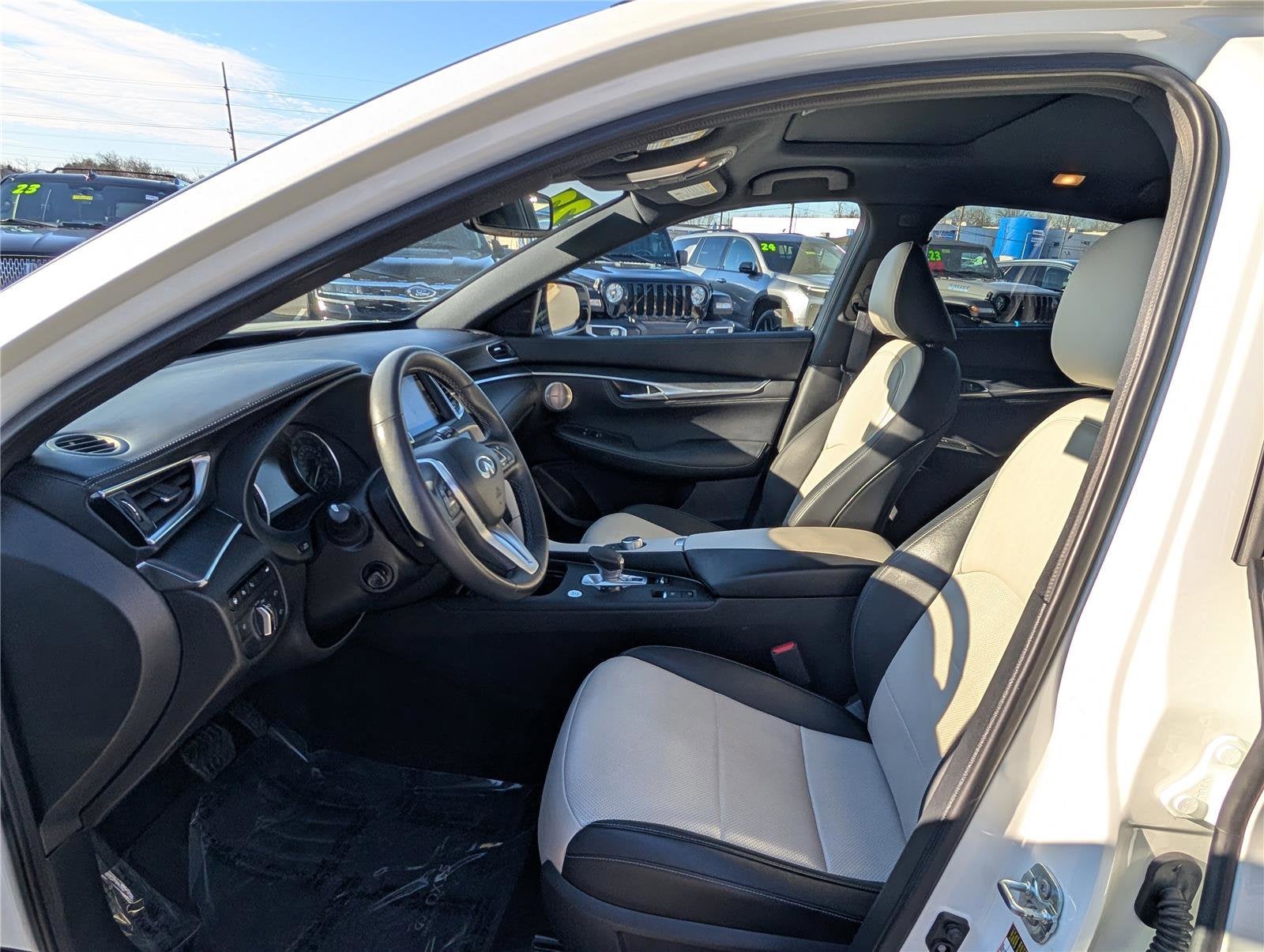 2022 INFINITI QX55 SENSORY