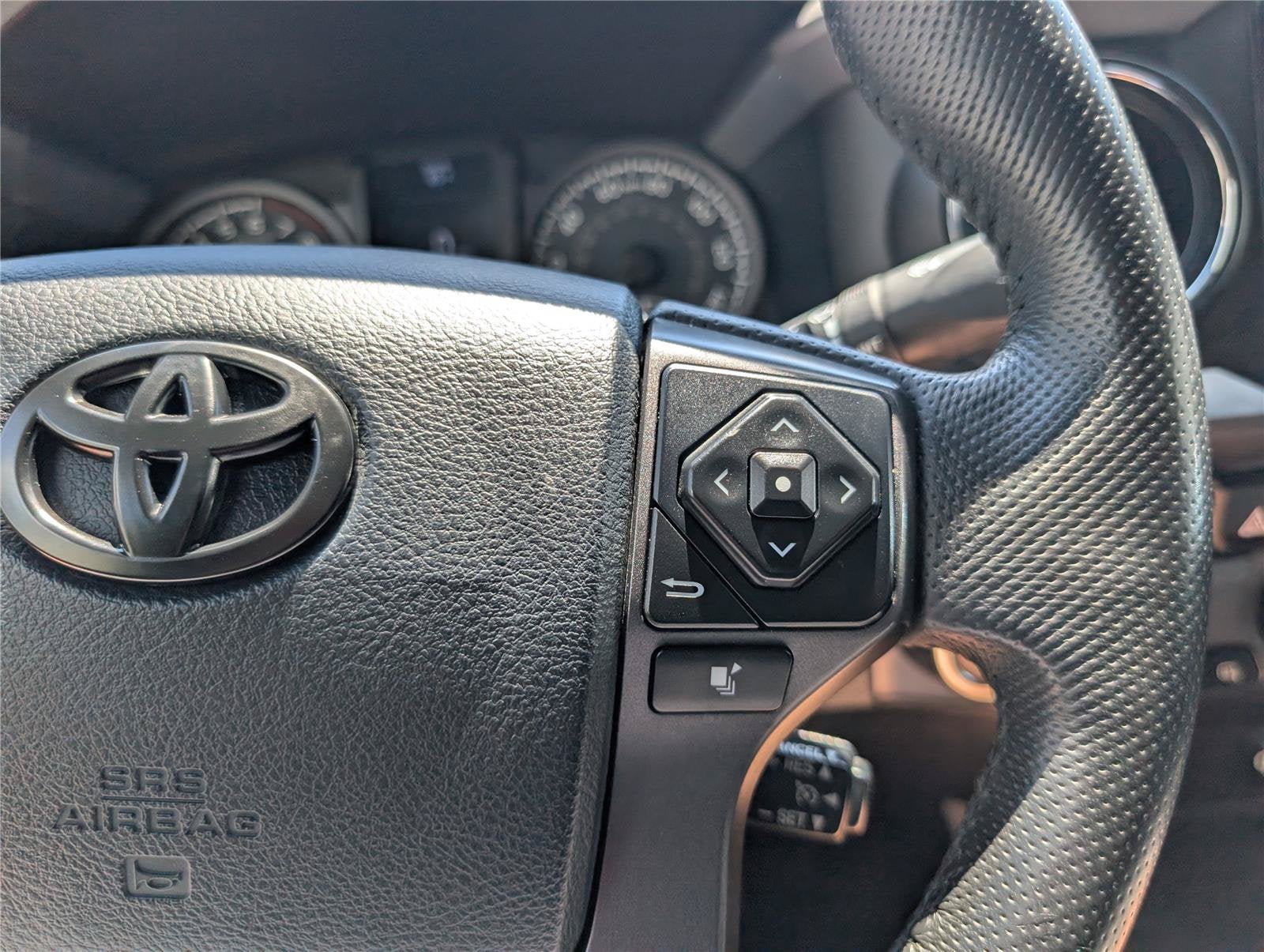 2017 Toyota Tacoma SR5