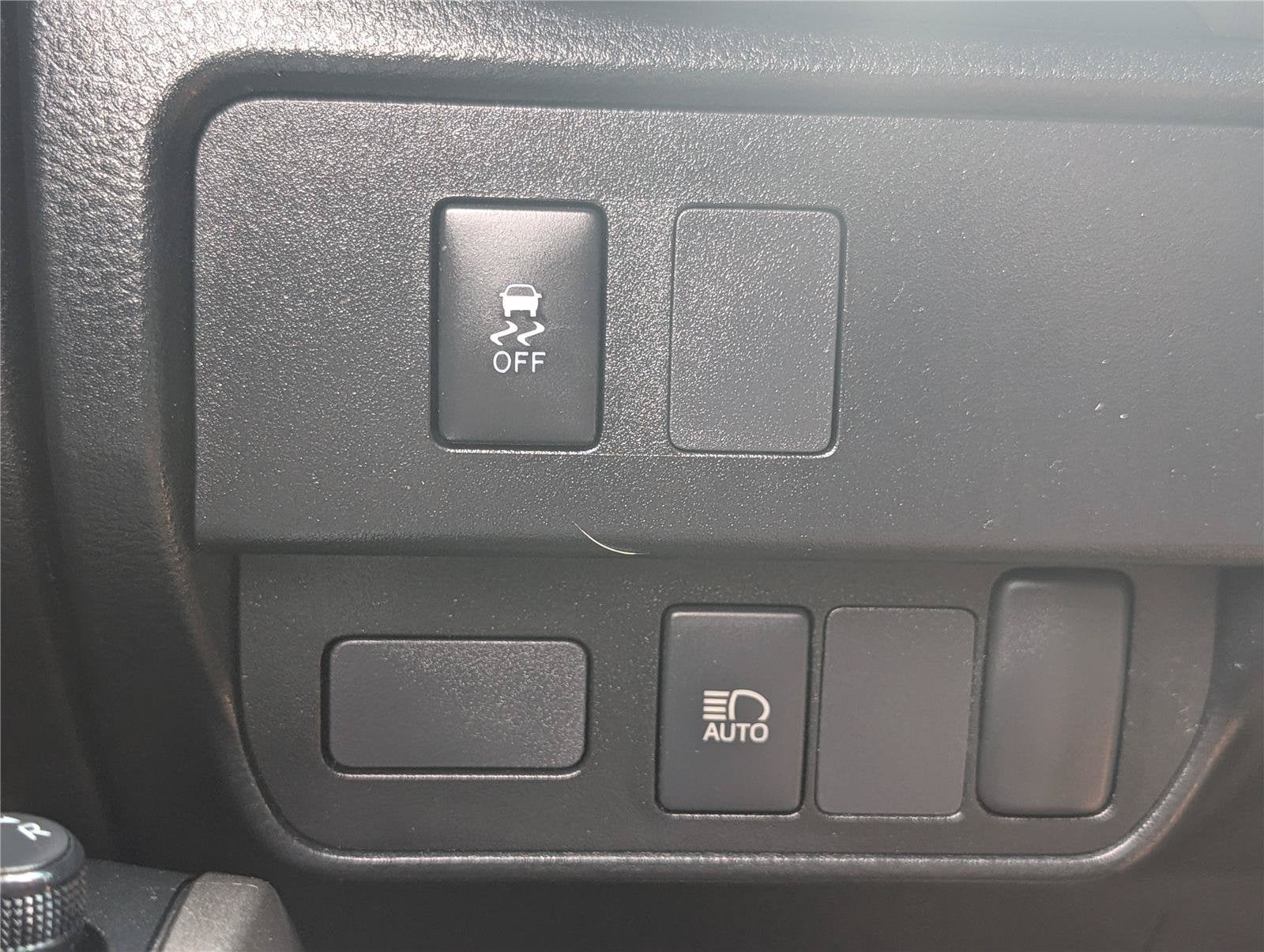 2022 Toyota Tacoma 2WD SR