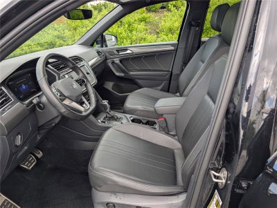 2023 Volkswagen Tiguan SE R-Line Black