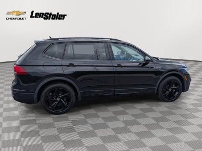 2023 Volkswagen Tiguan SE R-Line Black