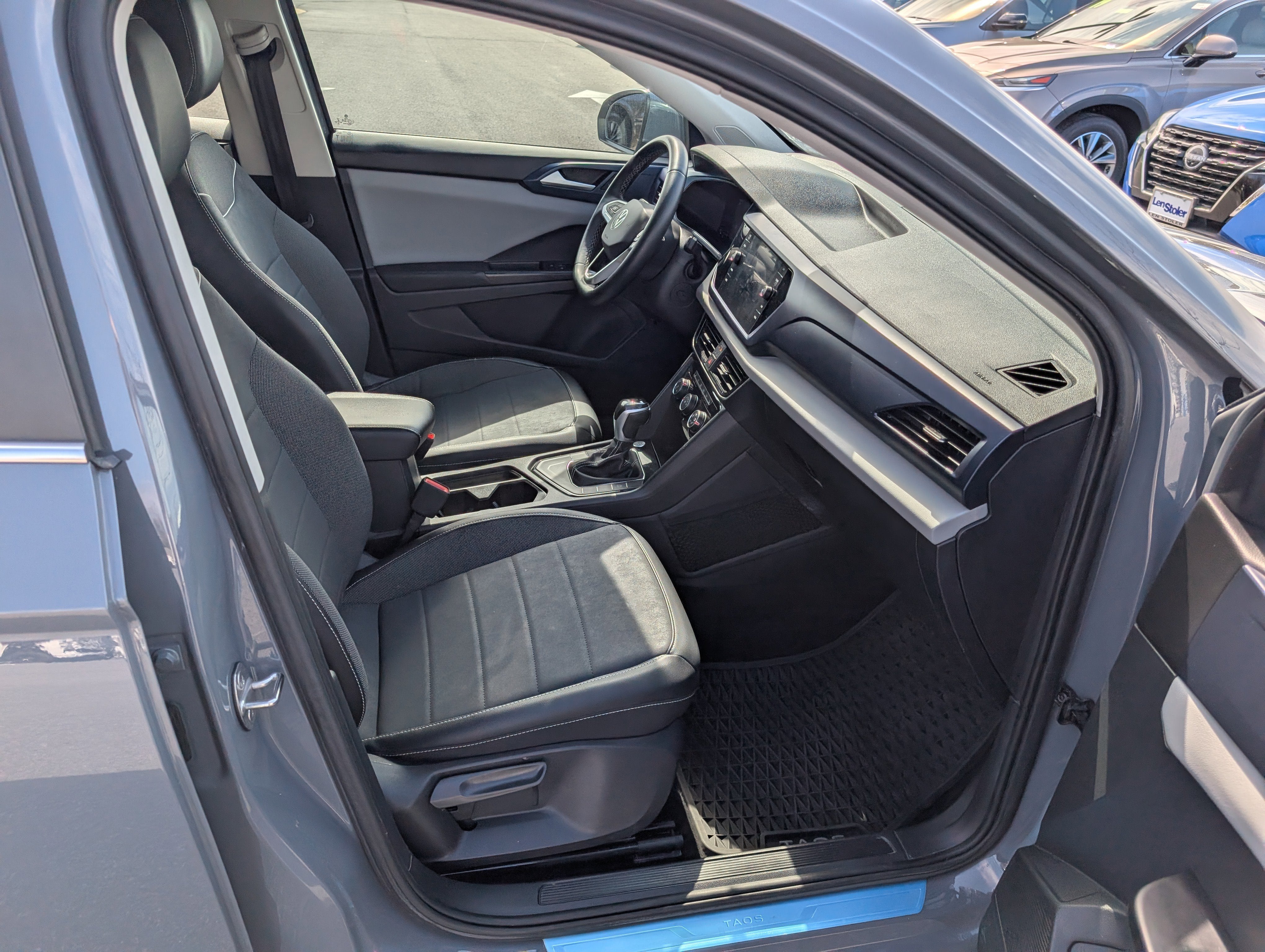 2023 Volkswagen Taos SE