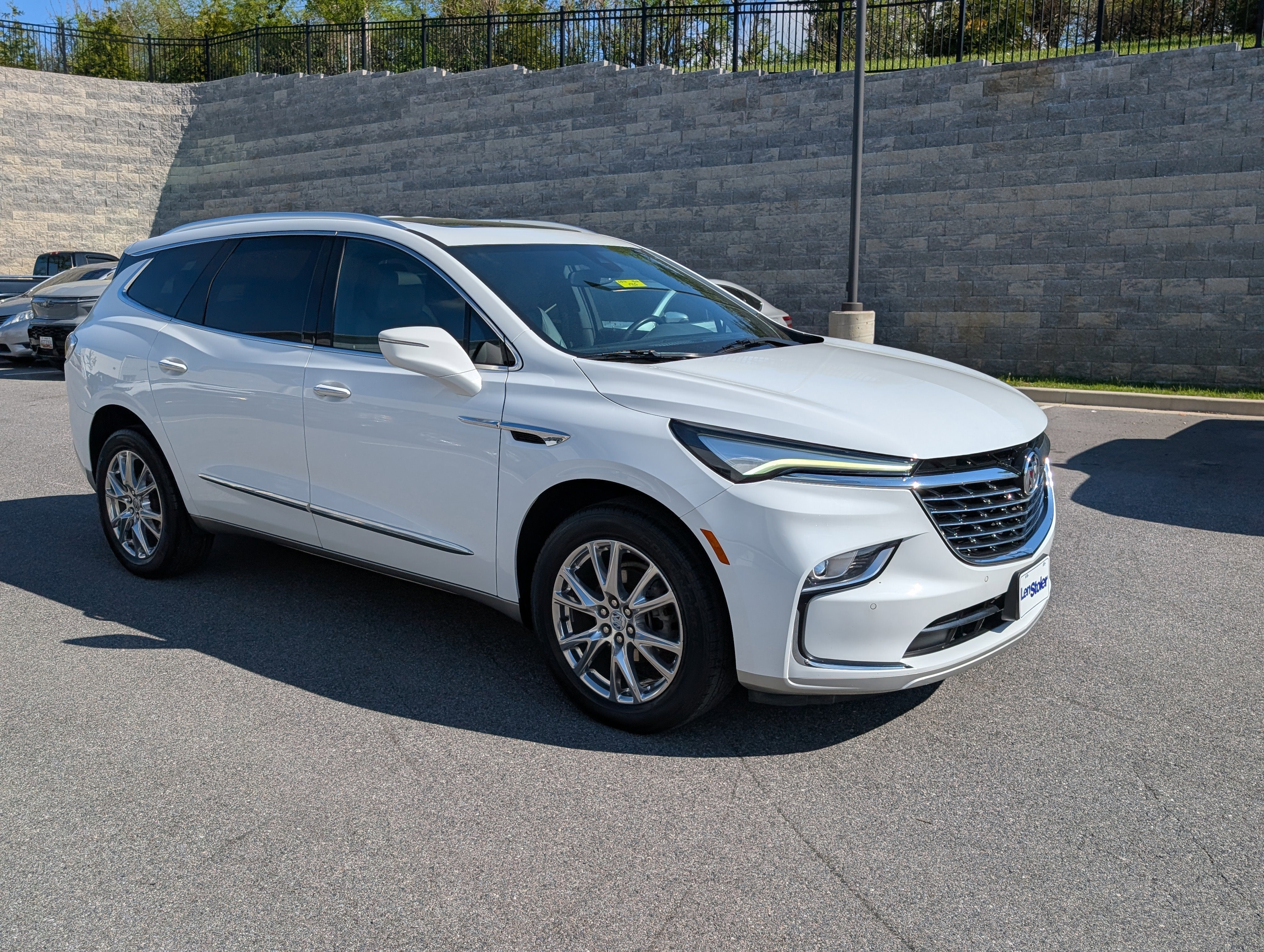 2023 Buick Enclave Essence