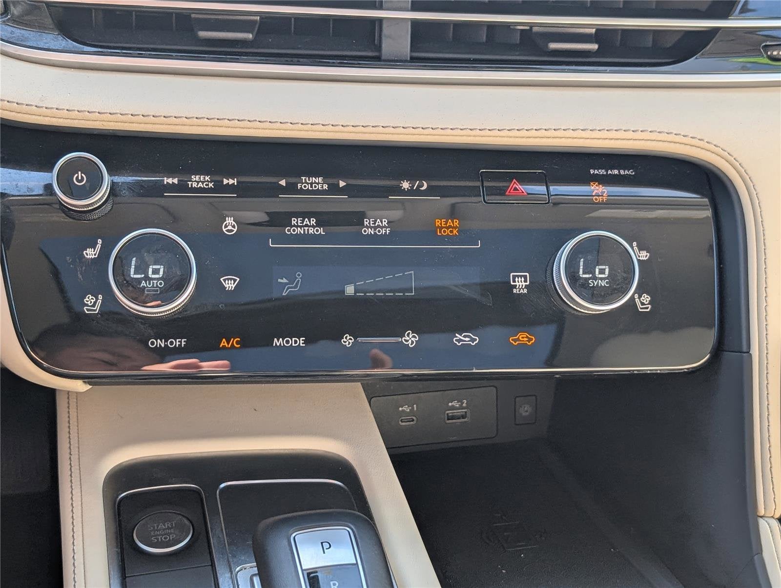 2023 INFINITI QX60 LUXE