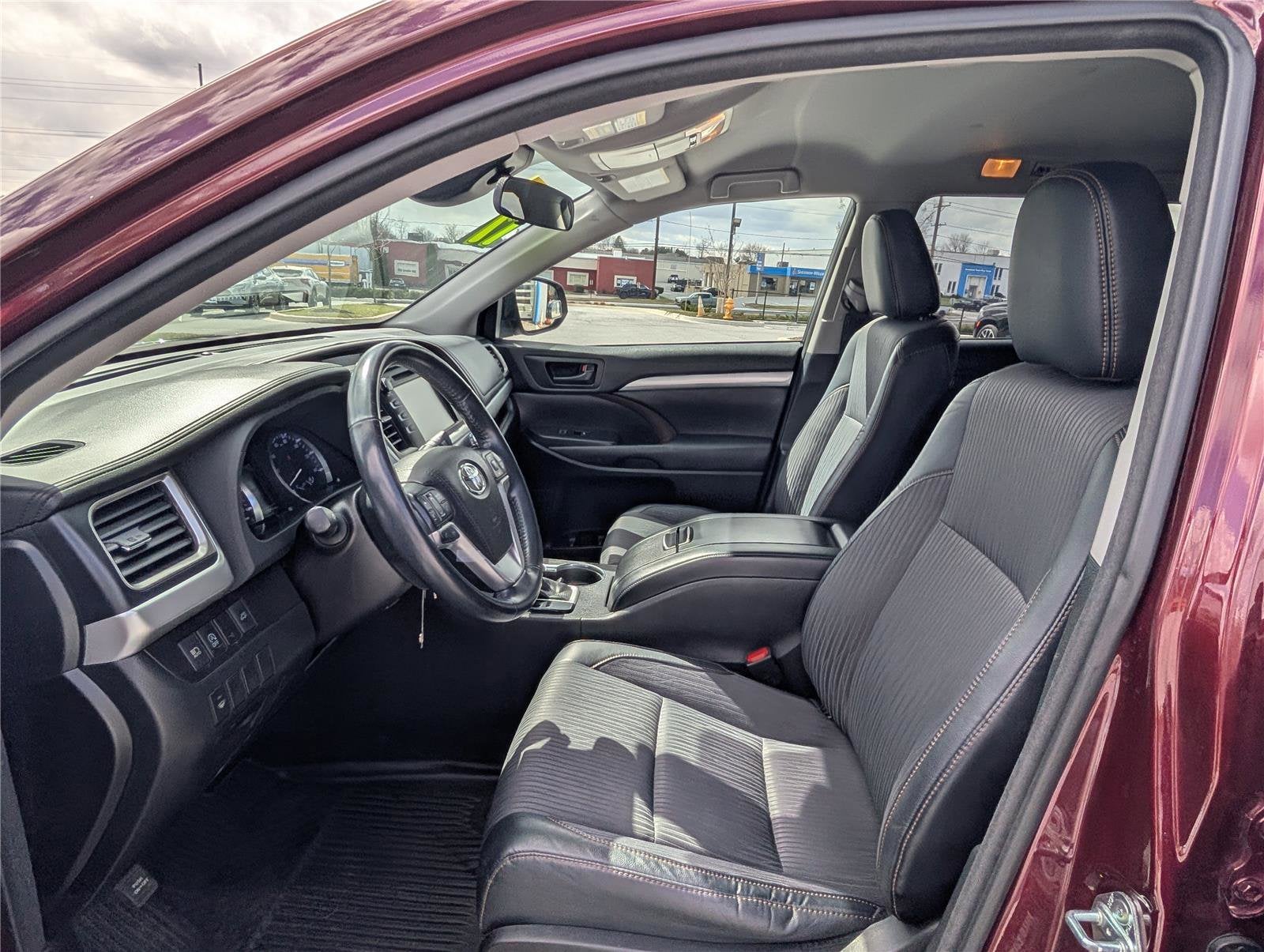 2017 Toyota Highlander LE