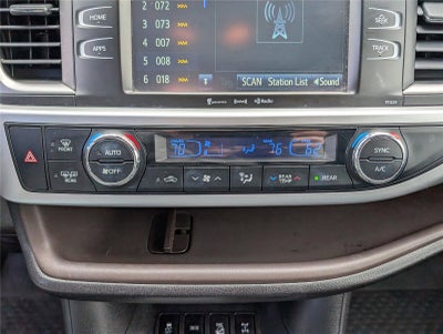 2017 Toyota Highlander LE