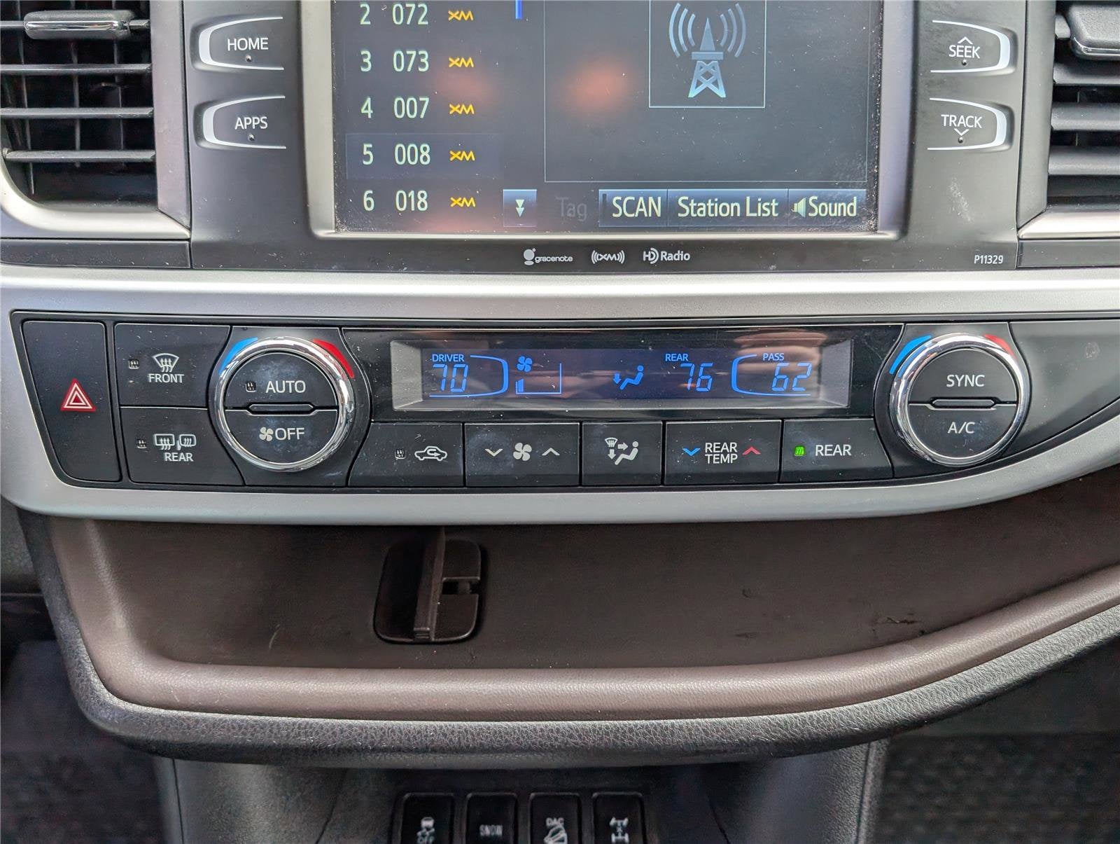 2017 Toyota Highlander LE