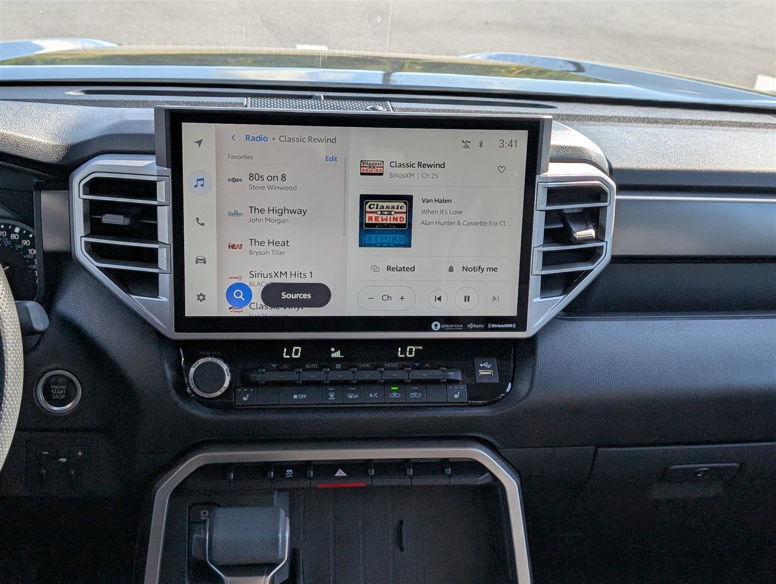 2022 Toyota Tundra 4WD SR5